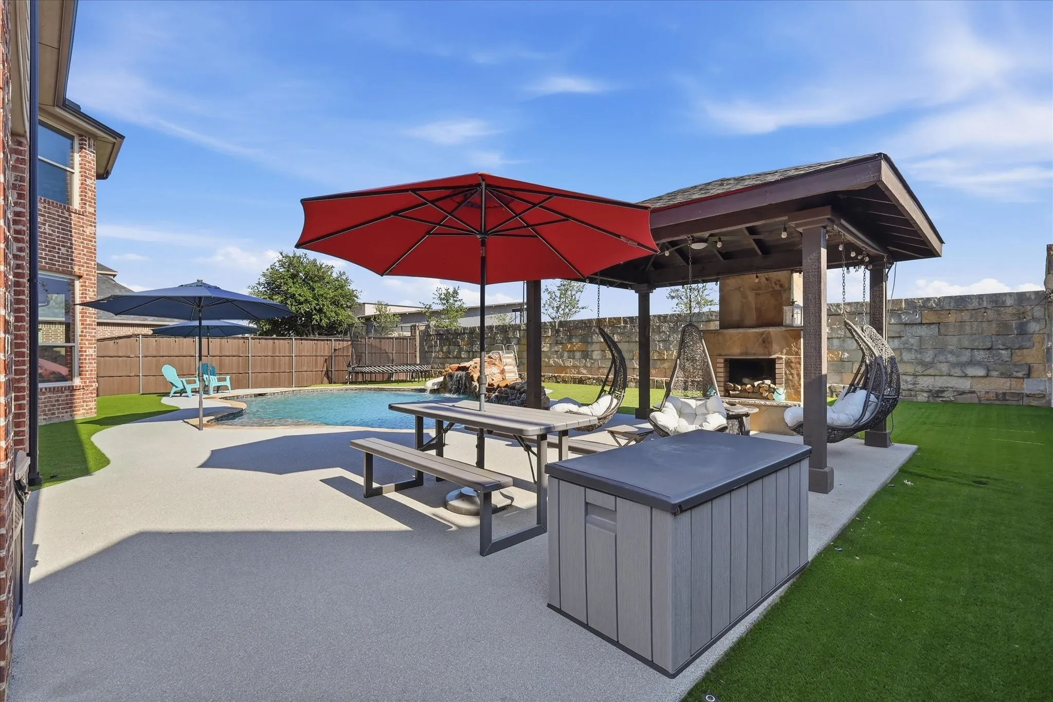 Single Family Residence For Sale in Collin County , 1260 Packsaddle Trail, Prosper, Texas 75078, 4 Bedroom, 4 Bathroom, 3 Garage spaces, 3,656 Sqft, built in 2011, mls#21340196, Real Estate Agent in Prosper, Homes For Sale in Collin county, Homes For Sale in Prosper, Realtor in Prosper Texas, Real Estate Brokerage Independent Realty Texas, Luminita Cordes Realtor