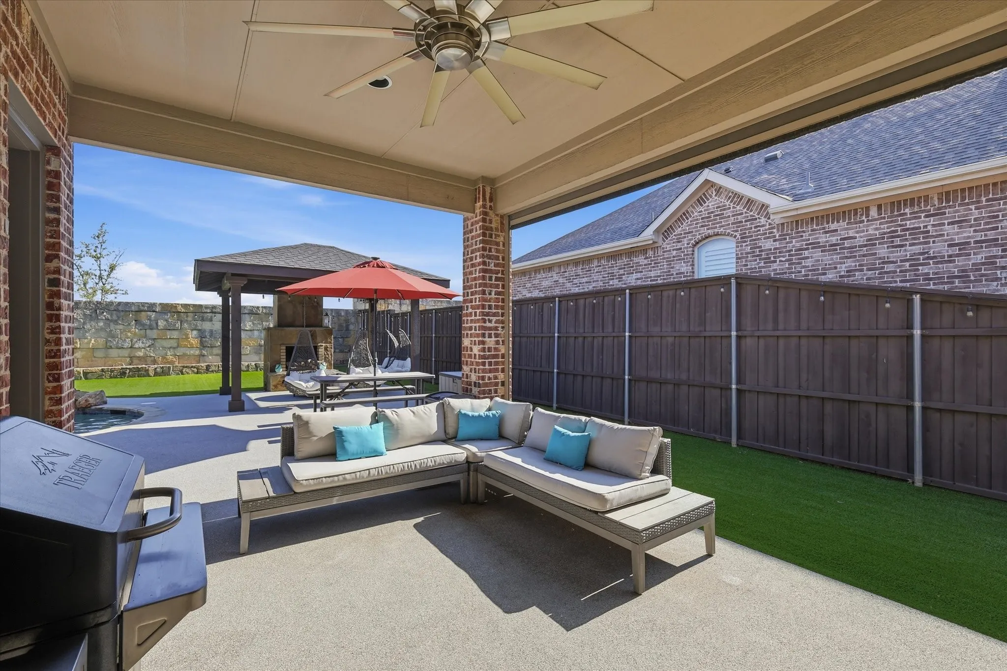 Single Family Residence For Sale in Collin County , 1260 Packsaddle Trail, Prosper, Texas 75078, 4 Bedroom, 4 Bathroom, 3 Garage spaces, 3,656 Sqft, built in 2011, mls#21340196, Real Estate Agent in Prosper, Homes For Sale in Collin county, Homes For Sale in Prosper, Realtor in Prosper Texas, Real Estate Brokerage Independent Realty Texas, Luminita Cordes Realtor