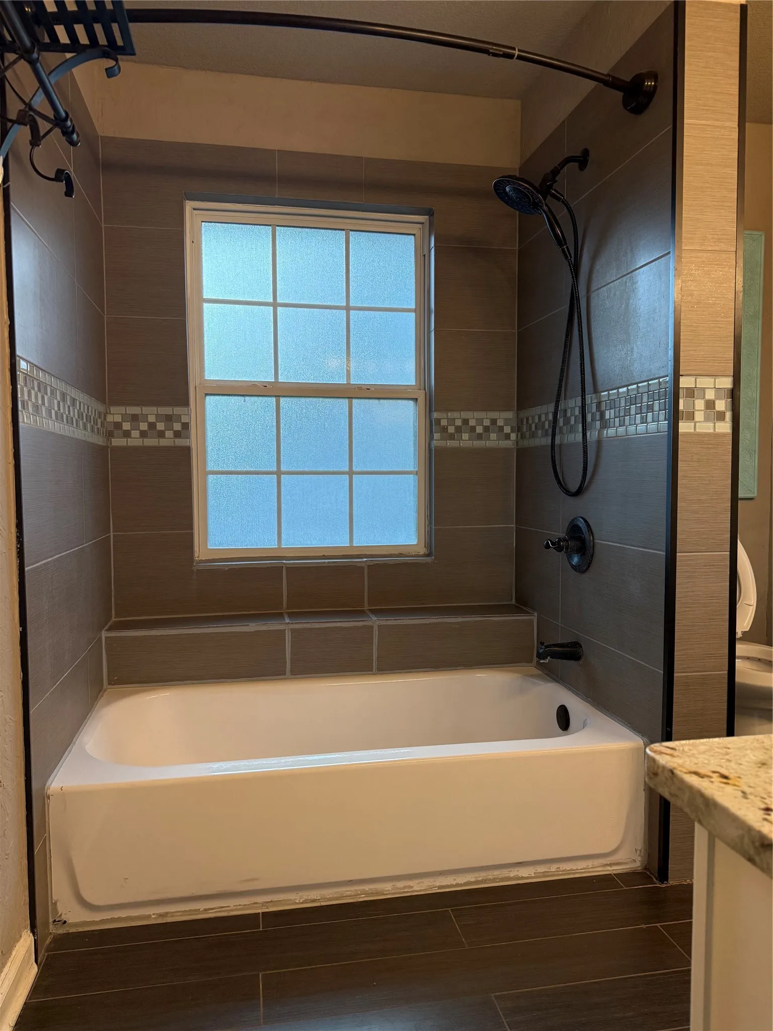 Single Family Residence For Rent in Dallas County , 300 Cimarron Way, Irving, Texas 75063, 3 Bedroom, 2 Bathroom, 1 Garage spaces, 1,553 Sqft, built in 1985, Price $2,300, mls#21340330, Real Estate Agent in Irving, Homes For Rent in Dallas county, Homes For Rent in Irving, Realtor in Irving Texas, Real Estate Brokerage Independent Realty Texas, Luminita Cordes Realtor