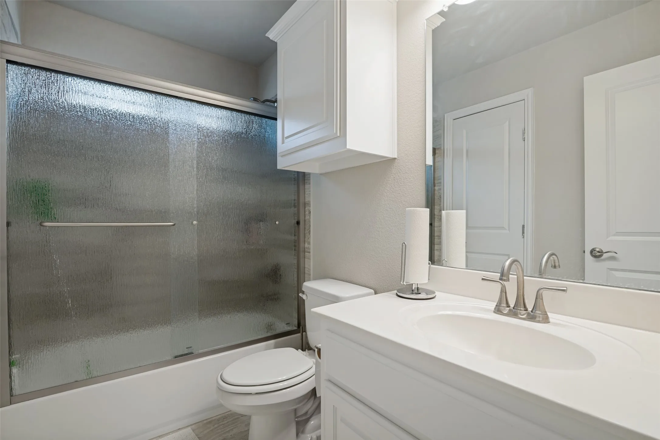 Single Family Residence For Sale in Collin County , 211 Sterling Heights, Wylie, Texas 75098, 6 Bedroom, 4 Bathroom, 2 Garage spaces, 4,293 Sqft, built in 2022, mls#21340312, Real Estate Agent in Wylie, Homes For Sale in Collin county, Homes For Sale in Wylie, Realtor in Wylie Texas, Real Estate Brokerage Independent Realty Texas, Luminita Cordes Realtor