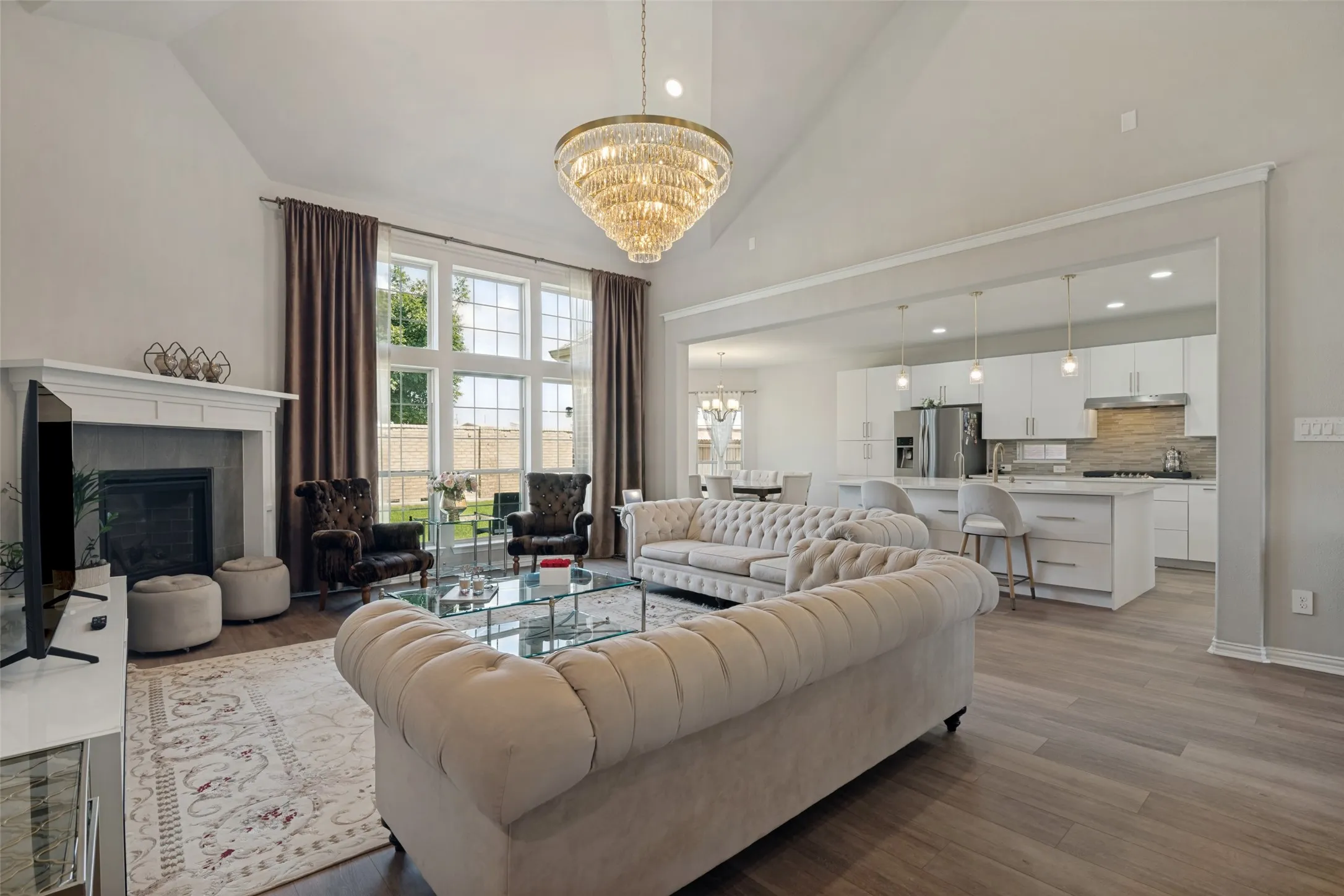 Single Family Residence For Sale in Collin County , 211 Sterling Heights, Wylie, Texas 75098, 6 Bedroom, 4 Bathroom, 2 Garage spaces, 4,293 Sqft, built in 2022, mls#21340312, Real Estate Agent in Wylie, Homes For Sale in Collin county, Homes For Sale in Wylie, Realtor in Wylie Texas, Real Estate Brokerage Independent Realty Texas, Luminita Cordes Realtor