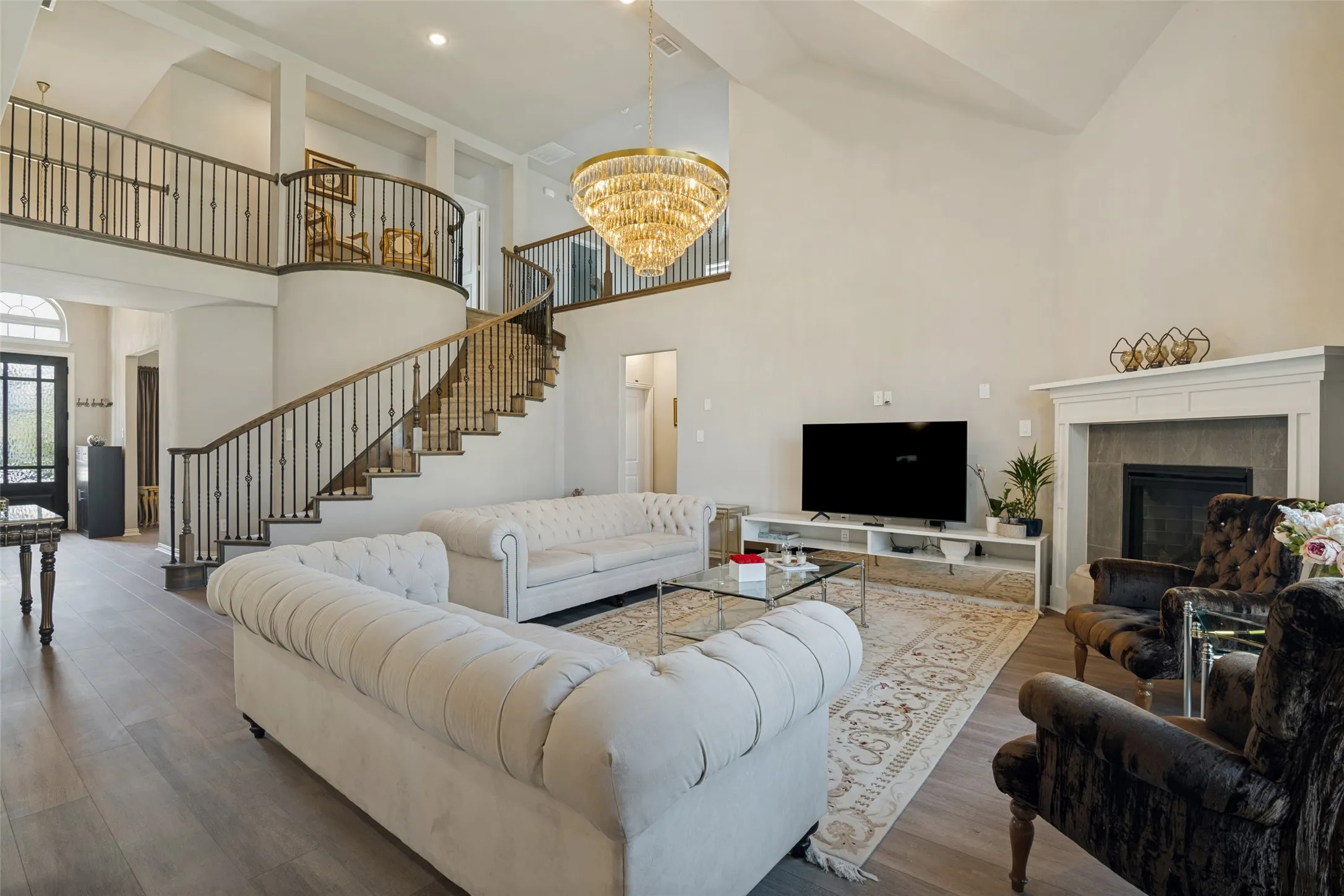 Single Family Residence For Sale in Collin County , 211 Sterling Heights, Wylie, Texas 75098, 6 Bedroom, 4 Bathroom, 2 Garage spaces, 4,293 Sqft, built in 2022, mls#21340312, Real Estate Agent in Wylie, Homes For Sale in Collin county, Homes For Sale in Wylie, Realtor in Wylie Texas, Real Estate Brokerage Independent Realty Texas, Luminita Cordes Realtor