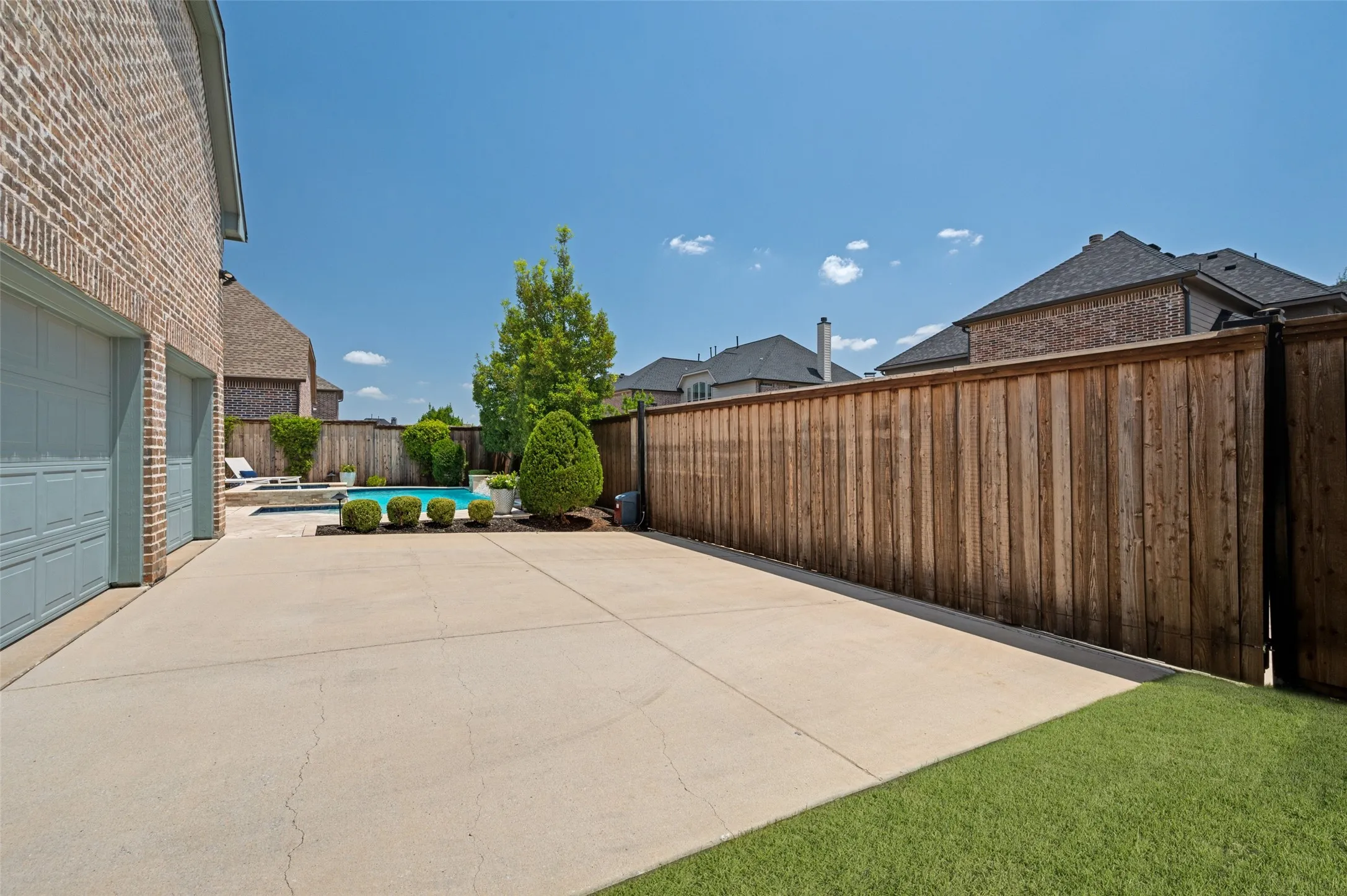 Single Family Residence For Sale in Denton County , 4101 Chevy Chase Lane, Frisco, Texas 75033, 5 Bedroom, 4 Bathroom, 3 Garage spaces, 4,691 Sqft, built in 2012, mls#21333114, Real Estate Agent in Frisco, Homes For Sale in Denton county, Homes For Sale in Frisco, Realtor in Frisco Texas, Real Estate Brokerage Independent Realty Texas, Luminita Cordes Realtor