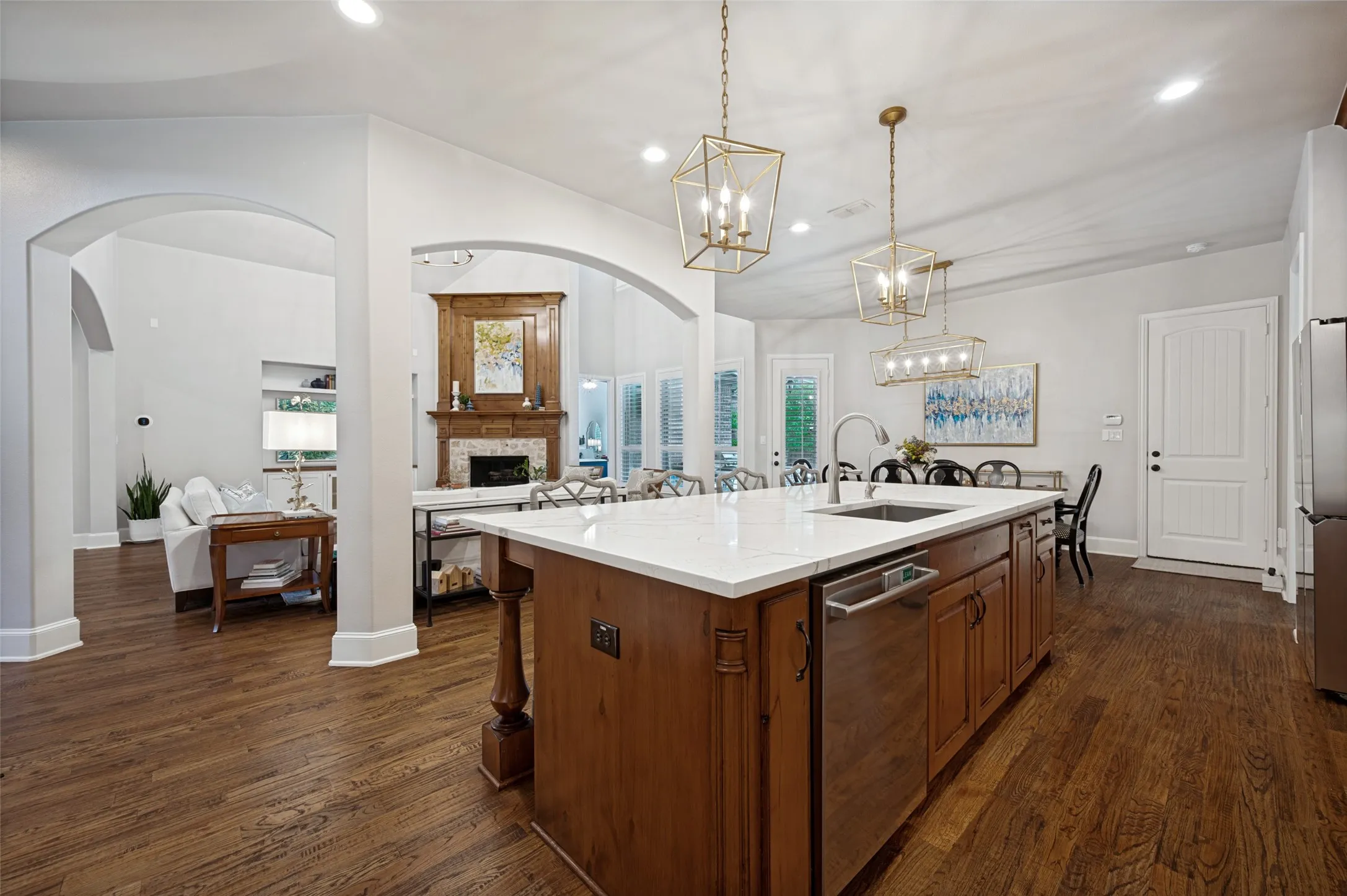 Single Family Residence For Sale in Denton County , 4101 Chevy Chase Lane, Frisco, Texas 75033, 5 Bedroom, 4 Bathroom, 3 Garage spaces, 4,691 Sqft, built in 2012, mls#21333114, Real Estate Agent in Frisco, Homes For Sale in Denton county, Homes For Sale in Frisco, Realtor in Frisco Texas, Real Estate Brokerage Independent Realty Texas, Luminita Cordes Realtor