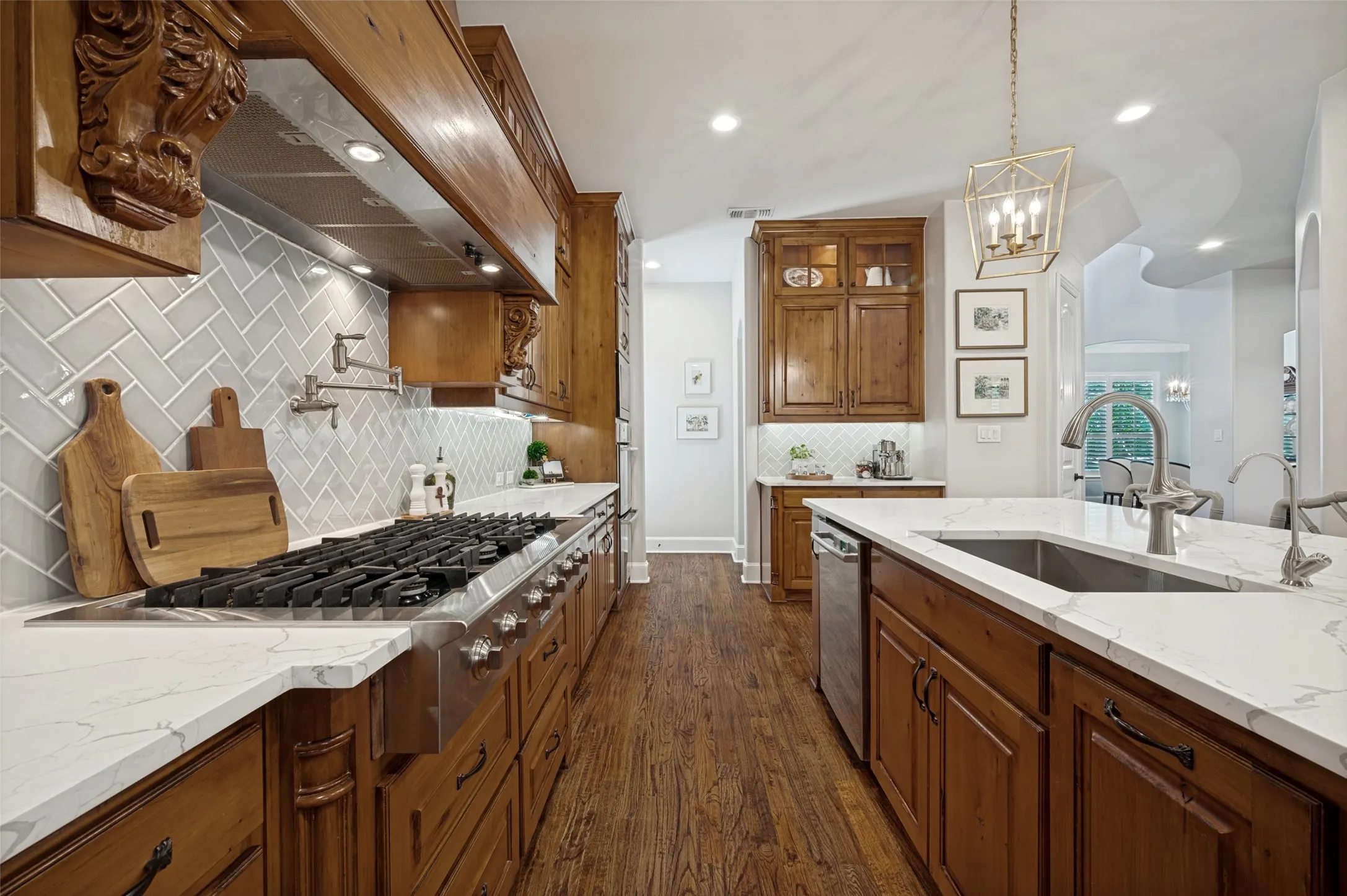 Single Family Residence For Sale in Denton County , 4101 Chevy Chase Lane, Frisco, Texas 75033, 5 Bedroom, 4 Bathroom, 3 Garage spaces, 4,691 Sqft, built in 2012, mls#21333114, Real Estate Agent in Frisco, Homes For Sale in Denton county, Homes For Sale in Frisco, Realtor in Frisco Texas, Real Estate Brokerage Independent Realty Texas, Luminita Cordes Realtor
