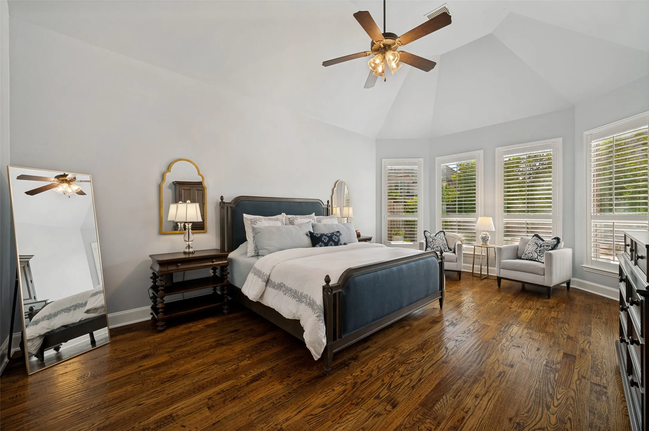 Single Family Residence For Sale in Denton County , 4101 Chevy Chase Lane, Frisco, Texas 75033, 5 Bedroom, 4 Bathroom, 3 Garage spaces, 4,691 Sqft, built in 2012, mls#21333114, Real Estate Agent in Frisco, Homes For Sale in Denton county, Homes For Sale in Frisco, Realtor in Frisco Texas, Real Estate Brokerage Independent Realty Texas, Luminita Cordes Realtor