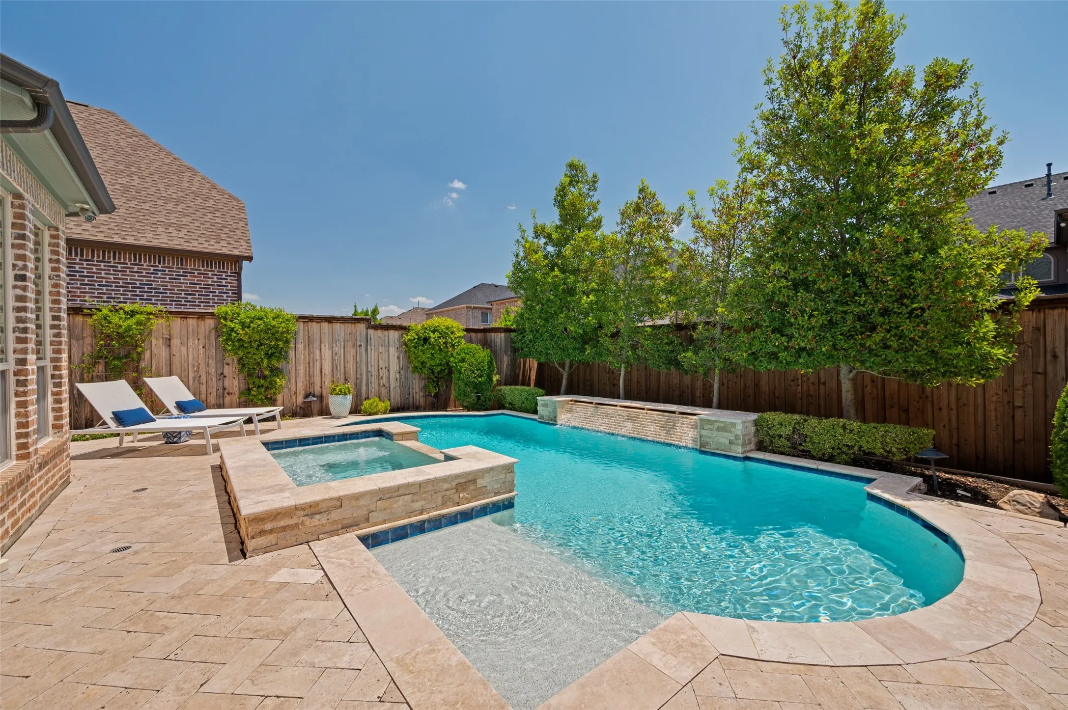 Single Family Residence For Sale in Denton County , 4101 Chevy Chase Lane, Frisco, Texas 75033, 5 Bedroom, 4 Bathroom, 3 Garage spaces, 4,691 Sqft, built in 2012, mls#21333114, Real Estate Agent in Frisco, Homes For Sale in Denton county, Homes For Sale in Frisco, Realtor in Frisco Texas, Real Estate Brokerage Independent Realty Texas, Luminita Cordes Realtor