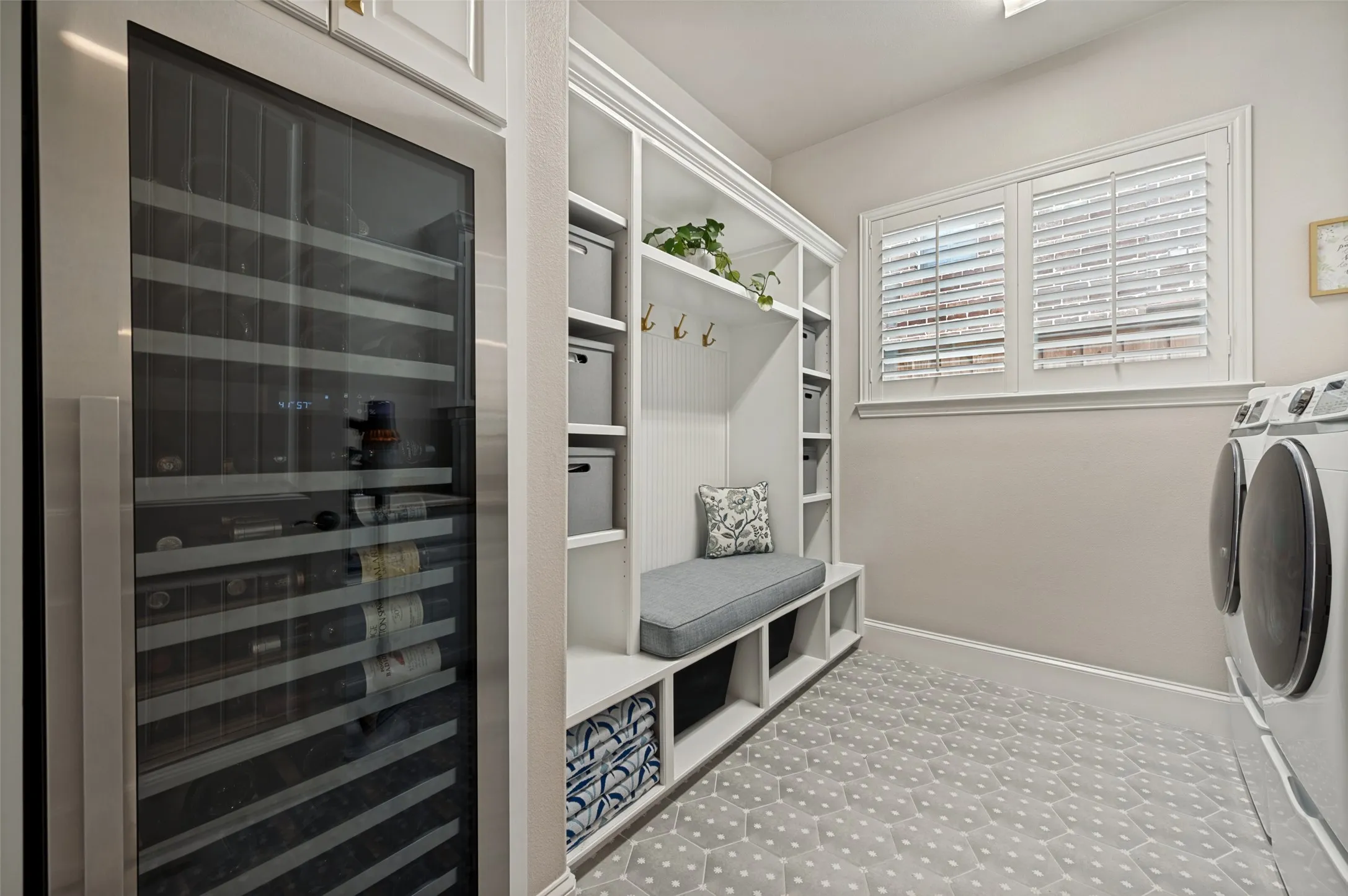 Single Family Residence For Sale in Denton County , 4101 Chevy Chase Lane, Frisco, Texas 75033, 5 Bedroom, 4 Bathroom, 3 Garage spaces, 4,691 Sqft, built in 2012, mls#21333114, Real Estate Agent in Frisco, Homes For Sale in Denton county, Homes For Sale in Frisco, Realtor in Frisco Texas, Real Estate Brokerage Independent Realty Texas, Luminita Cordes Realtor
