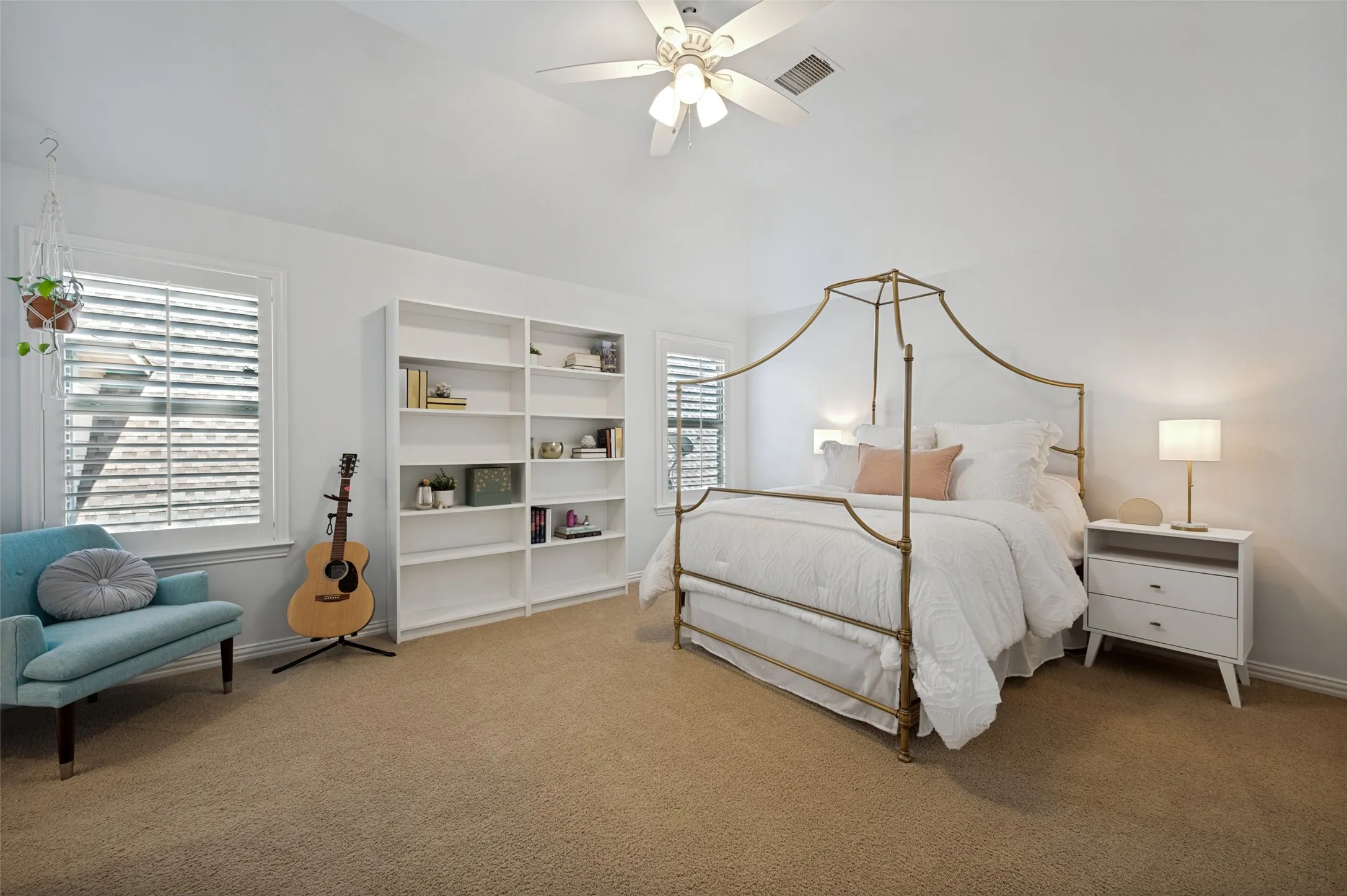 Single Family Residence For Sale in Denton County , 4101 Chevy Chase Lane, Frisco, Texas 75033, 5 Bedroom, 4 Bathroom, 3 Garage spaces, 4,691 Sqft, built in 2012, mls#21333114, Real Estate Agent in Frisco, Homes For Sale in Denton county, Homes For Sale in Frisco, Realtor in Frisco Texas, Real Estate Brokerage Independent Realty Texas, Luminita Cordes Realtor