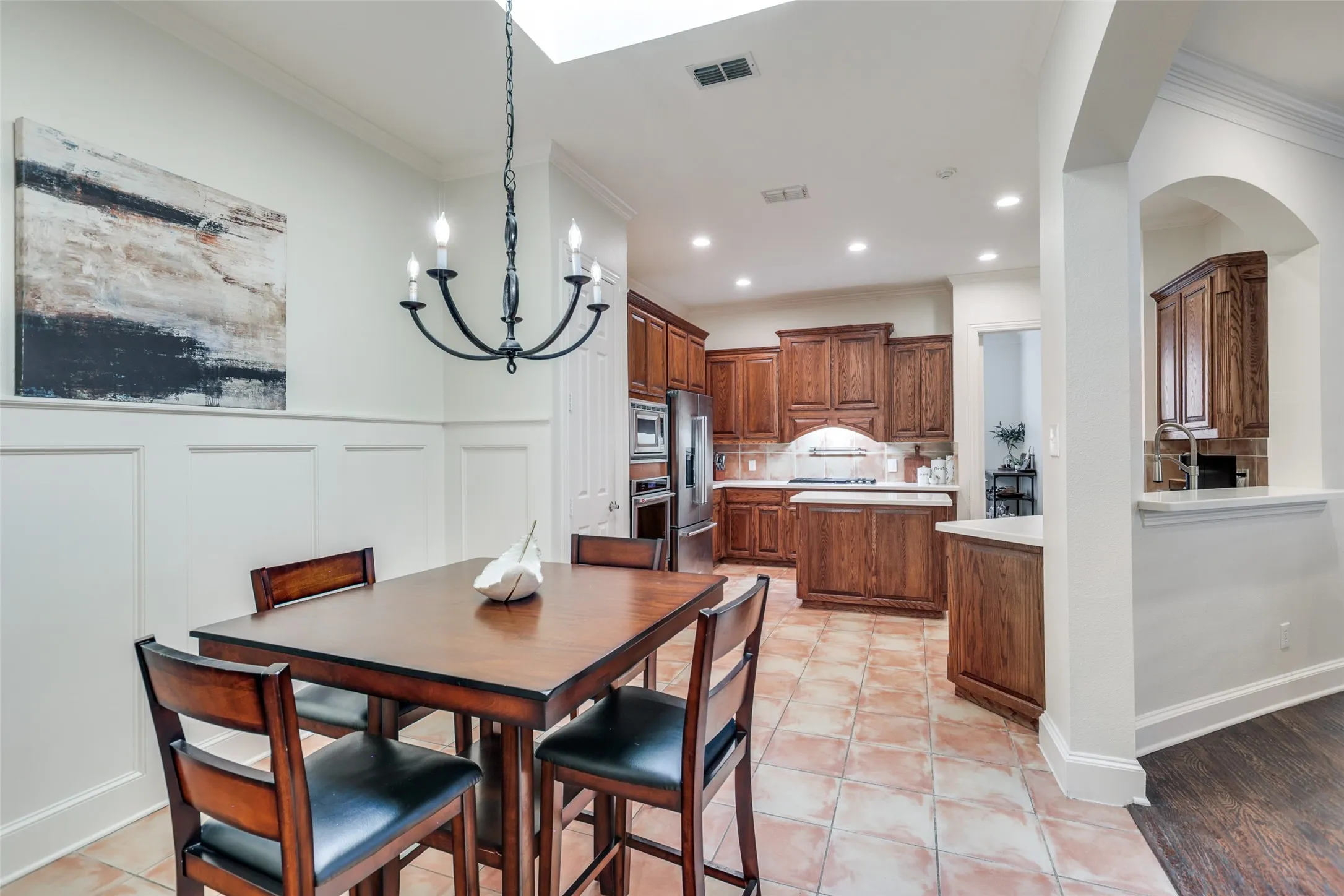 Single Family Residence For Sale in Denton County , 3885 Johnson Street, Frisco, Texas 75034, 4 Bedroom, 4 Bathroom, 2 Garage spaces, 3,235 Sqft, built in 2001, mls#21339794, Real Estate Agent in Frisco, Homes For Sale in Denton county, Homes For Sale in Frisco, Realtor in Frisco Texas, Real Estate Brokerage Independent Realty Texas, Luminita Cordes Realtor
