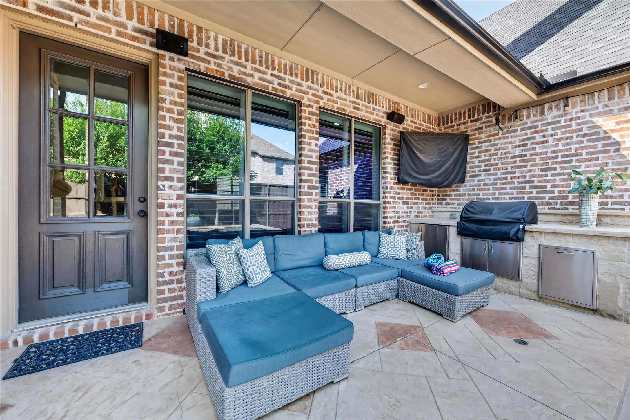Single Family Residence For Sale in Denton County , 3920 Siena Drive, Frisco, Texas 75033, 4 Bedroom, 4 Bathroom, 3 Garage spaces, 4,164 Sqft, built in 2006, mls#21338841, Real Estate Agent in Frisco, Homes For Sale in Denton county, Homes For Sale in Frisco, Realtor in Frisco Texas, Real Estate Brokerage Independent Realty Texas, Luminita Cordes Realtor