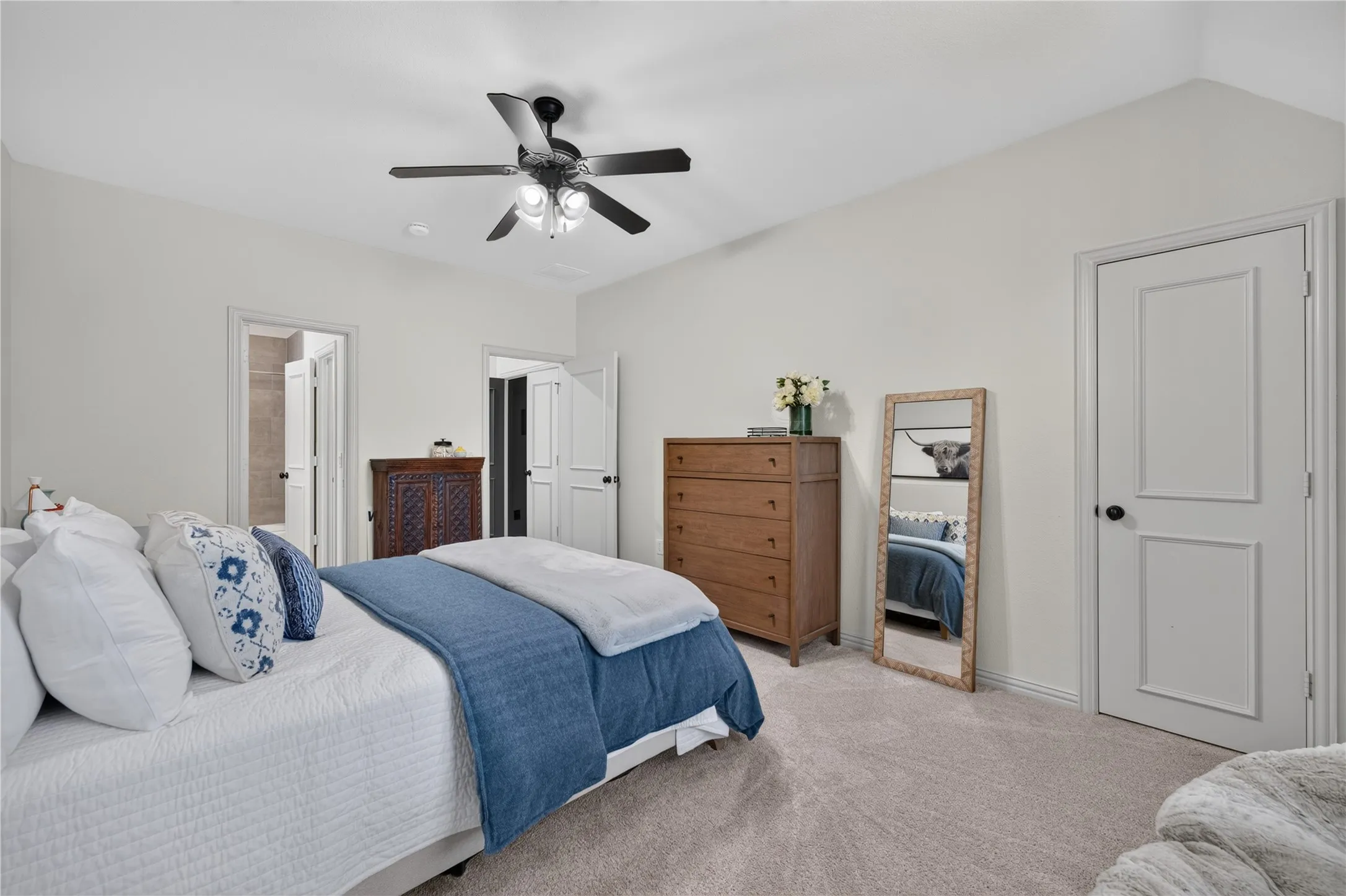 Single Family Residence For Sale in Denton County , 3920 Siena Drive, Frisco, Texas 75033, 4 Bedroom, 4 Bathroom, 3 Garage spaces, 4,164 Sqft, built in 2006, mls#21338841, Real Estate Agent in Frisco, Homes For Sale in Denton county, Homes For Sale in Frisco, Realtor in Frisco Texas, Real Estate Brokerage Independent Realty Texas, Luminita Cordes Realtor