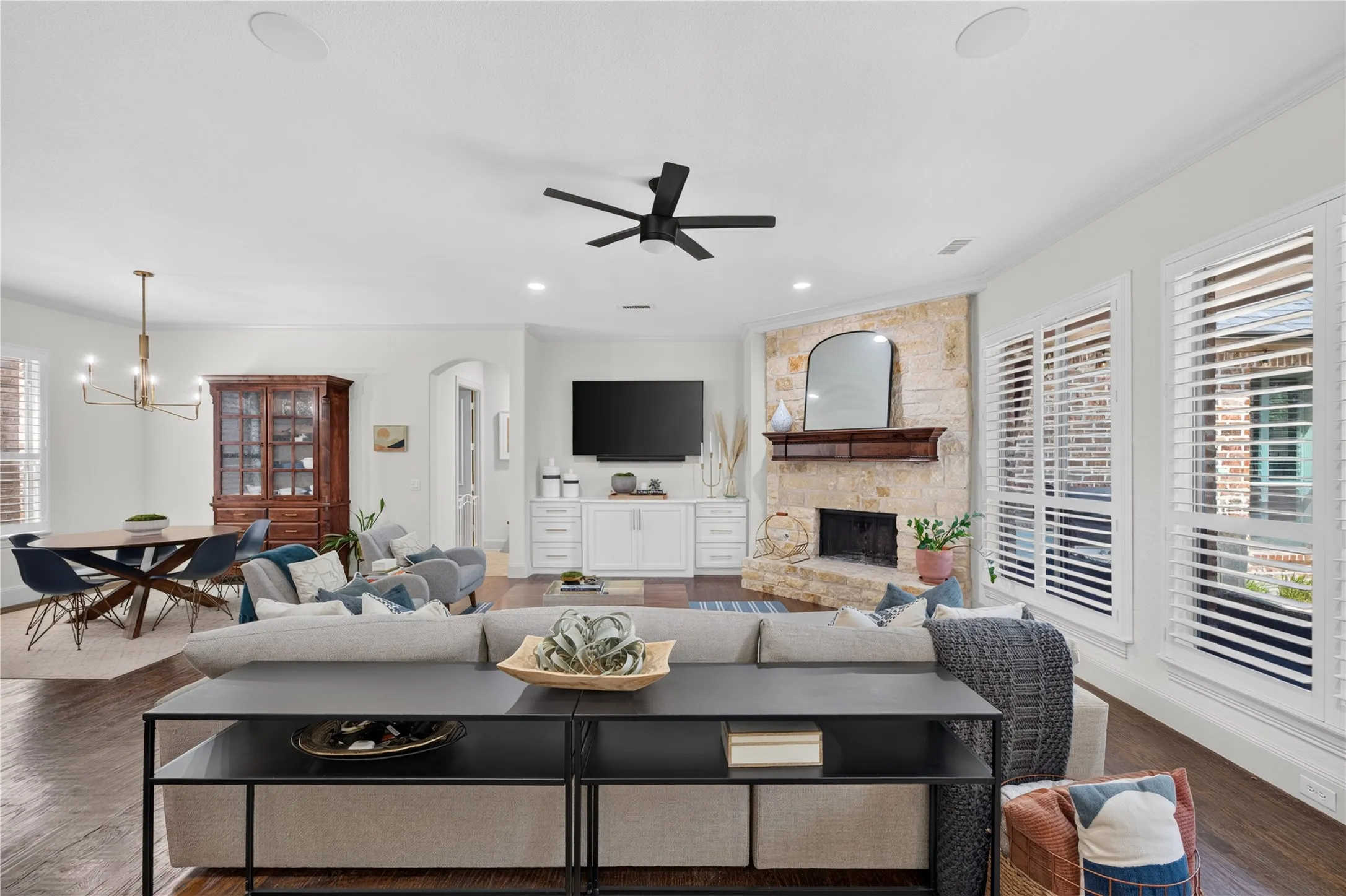 Single Family Residence For Sale in Denton County , 3920 Siena Drive, Frisco, Texas 75033, 4 Bedroom, 4 Bathroom, 3 Garage spaces, 4,164 Sqft, built in 2006, mls#21338841, Real Estate Agent in Frisco, Homes For Sale in Denton county, Homes For Sale in Frisco, Realtor in Frisco Texas, Real Estate Brokerage Independent Realty Texas, Luminita Cordes Realtor