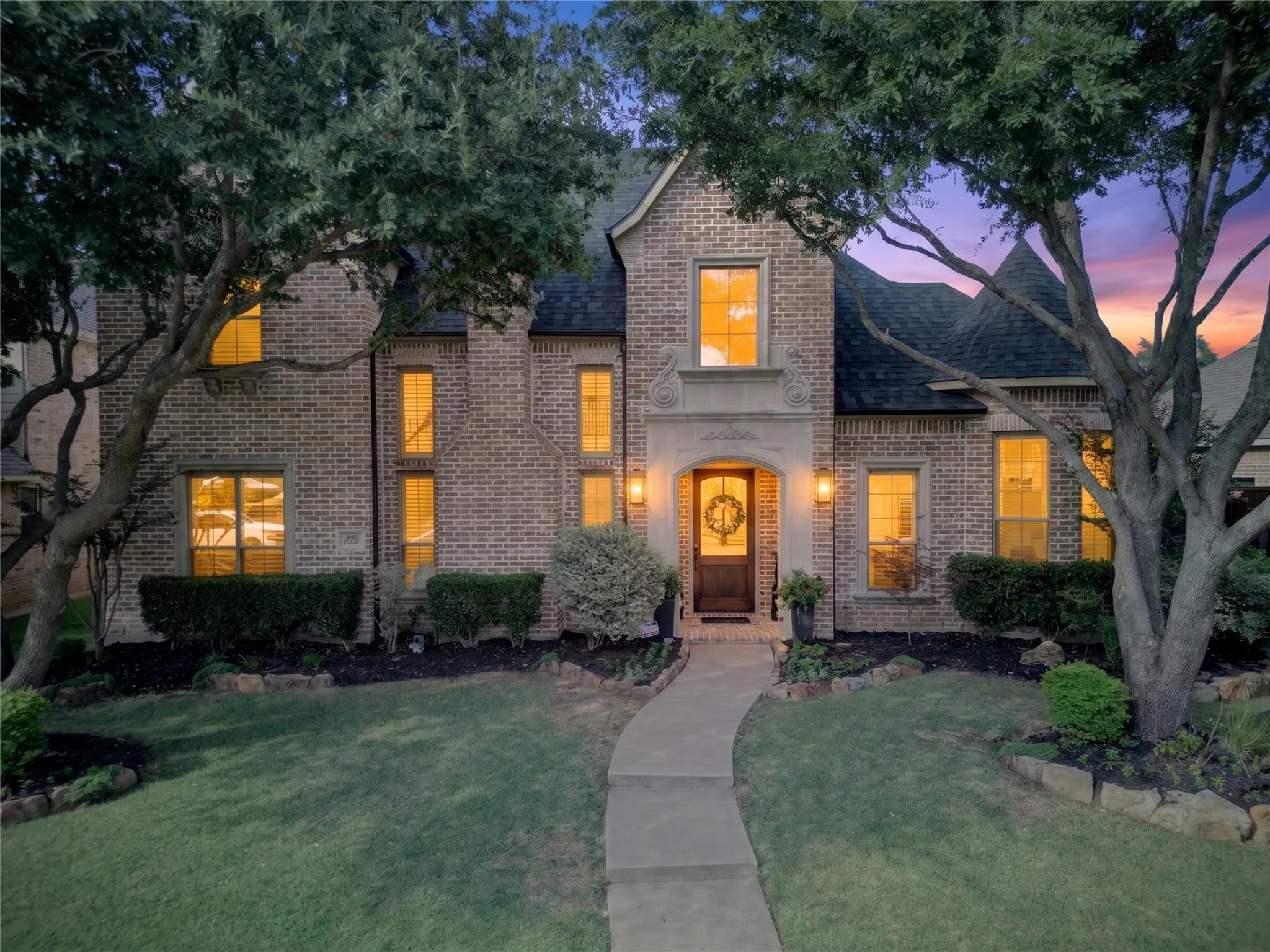 Single Family Residence For Sale in Denton County , 3920 Siena Drive, Frisco, Texas 75033, 4 Bedroom, 4 Bathroom, 3 Garage spaces, 4,164 Sqft, built in 2006, mls#21338841, Real Estate Agent in Frisco, Homes For Sale in Denton county, Homes For Sale in Frisco, Realtor in Frisco Texas, Real Estate Brokerage Independent Realty Texas, Luminita Cordes Realtor