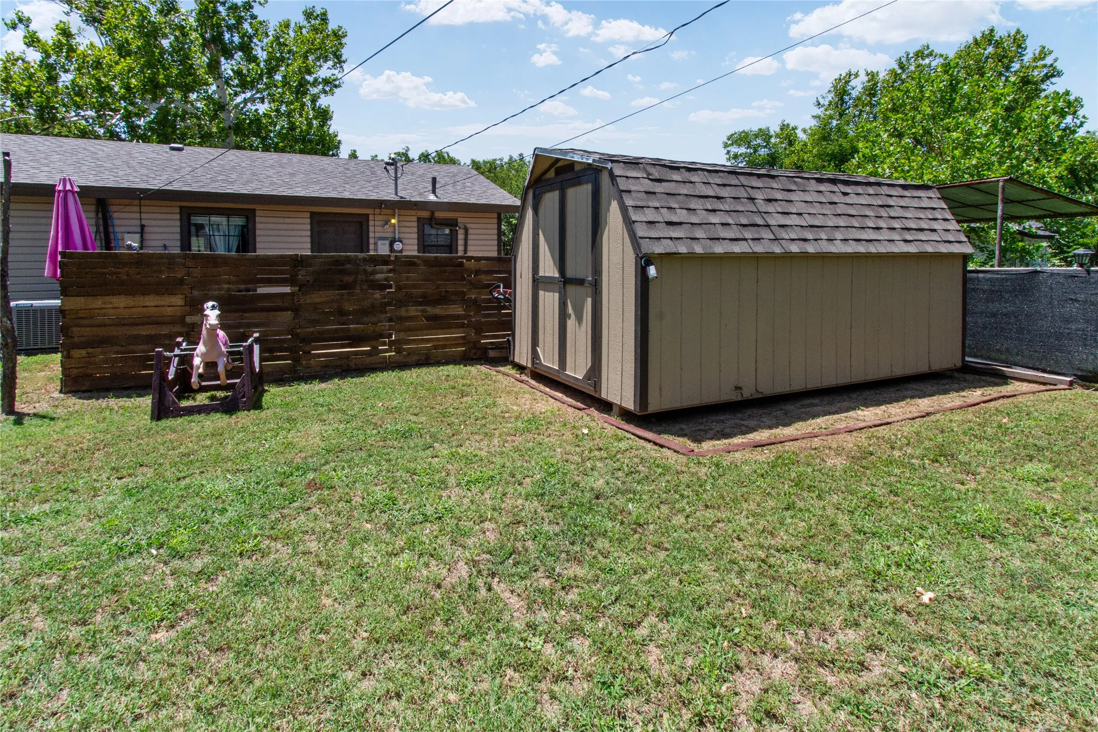 Single Family Residence For Sale in Callahan County , 314 Bryant Road, Clyde, Texas 79510, 4 Bedroom, 2 Bathroom, Garage spaces, 1,177 Sqft, built in 1959, mls#21340286, Real Estate Agent in Clyde, Homes For Sale in Callahan county, Homes For Sale in Clyde, Realtor in Clyde Texas, Real Estate Brokerage Independent Realty Texas, Luminita Cordes Realtor