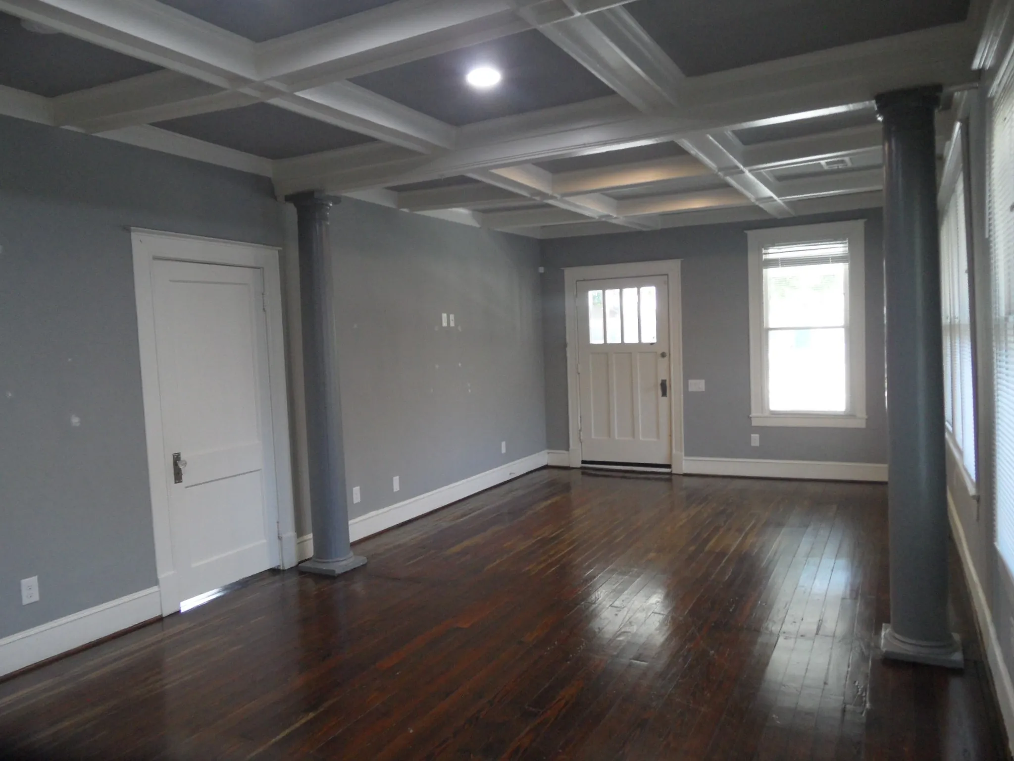 Single Family Residence For Sale in Dallas County , 5319 Alton Avenue, Dallas, Texas 75214, 3 Bedroom, 2 Bathroom, 1 Garage spaces, 1,716 Sqft, built in 1914, mls#21340372, Real Estate Agent in Dallas, Homes For Sale in Dallas county, Homes For Sale in Dallas, Realtor in Dallas Texas, Real Estate Brokerage Independent Realty Texas, Luminita Cordes Realtor