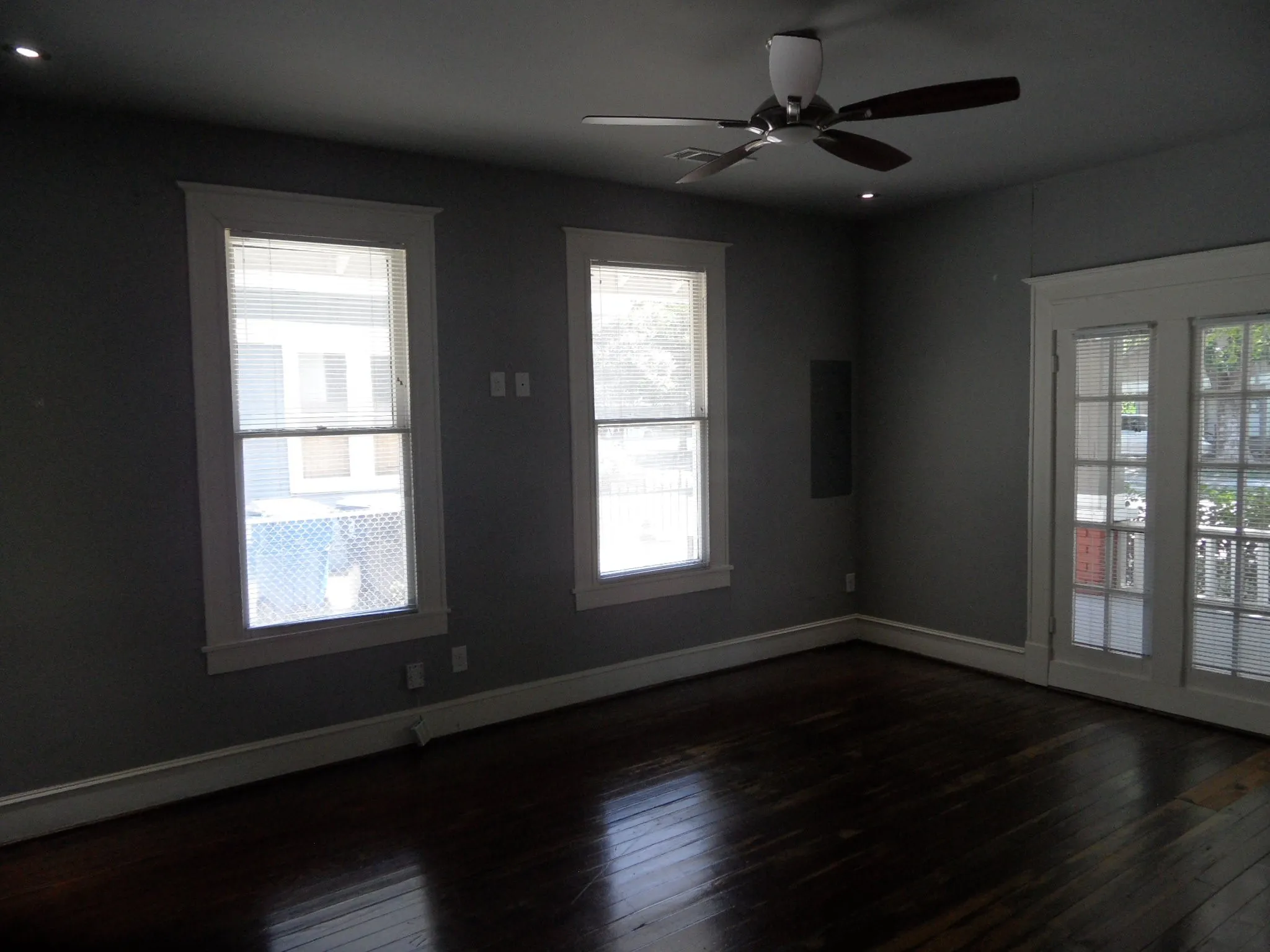 Single Family Residence For Sale in Dallas County , 5319 Alton Avenue, Dallas, Texas 75214, 3 Bedroom, 2 Bathroom, 1 Garage spaces, 1,716 Sqft, built in 1914, mls#21340372, Real Estate Agent in Dallas, Homes For Sale in Dallas county, Homes For Sale in Dallas, Realtor in Dallas Texas, Real Estate Brokerage Independent Realty Texas, Luminita Cordes Realtor