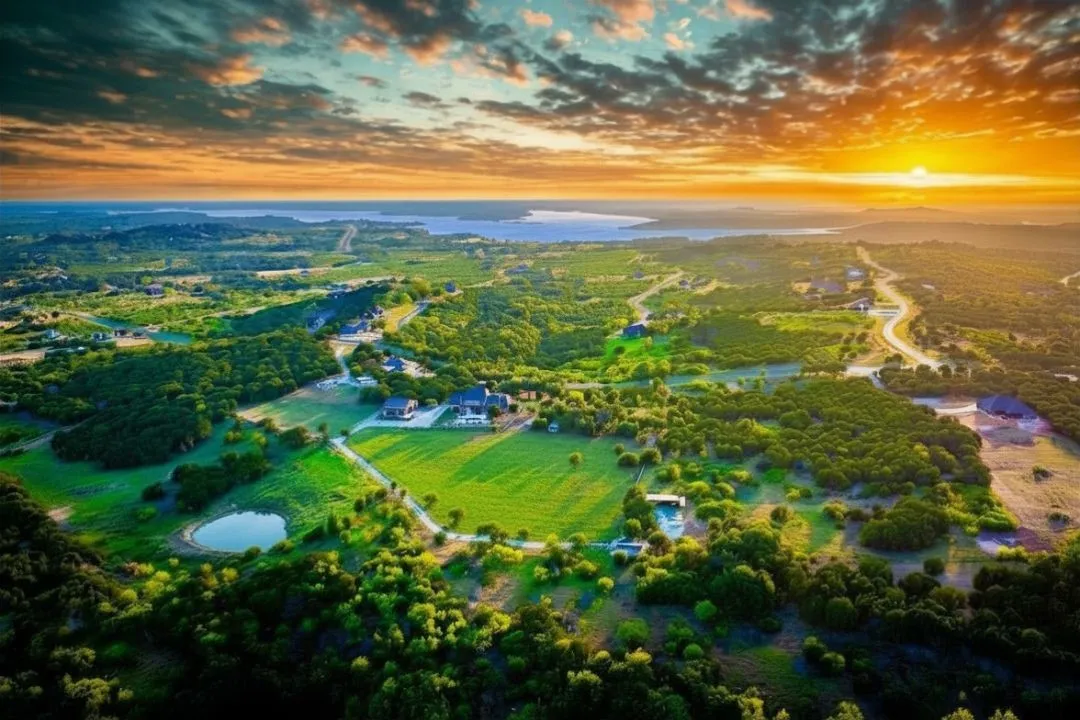 Single Family Residence For Sale in Palo Pinto County , 3179 Canyon Wren Loop, Possum Kingdom Lake, Texas 76449, 5 Bedrooms, 4 Bathrooms, 2 Garage spaces, 3,805 Sqft, built in 2010, Price $1,199,000, mls#21332882, Real Estate Agent in Possum Kingdom Lake, Homes For Sale in Palo Pinto county, Homes For Sale in Possum Kingdom Lake, Realtor in Possum Kingdom Lake Texas, Real Estate Brokerage Independent Realty Texas, Luminita Cordes Realtor
