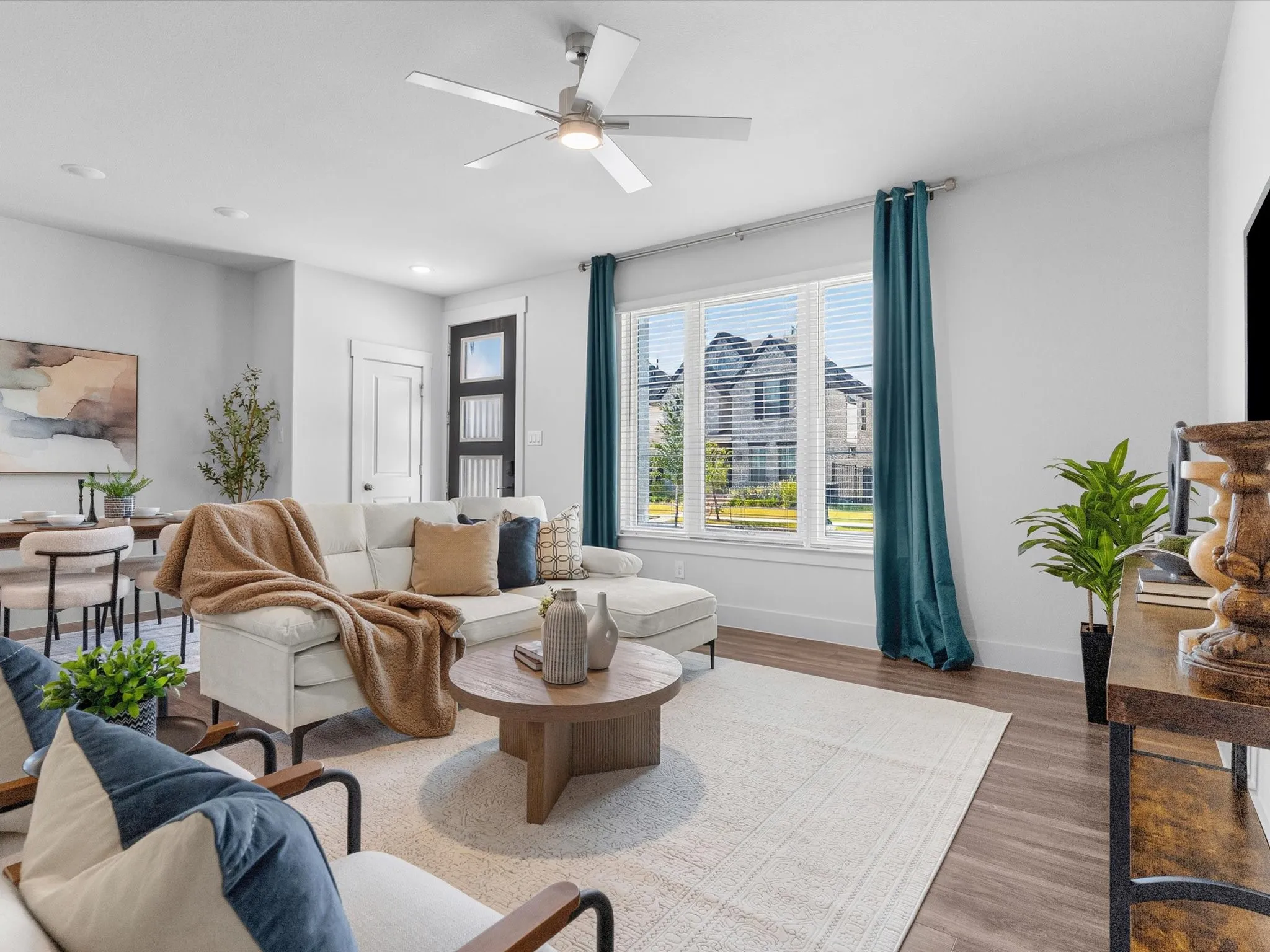 Townhouse For Sale in Tarrant County , 1423 Silver Marten Trail, Arlington, Texas 76005, 3 Bedroom, 3 Bathroom, 2 Garage spaces, 1,710 Sqft, built in 2023, mls#21340375, Real Estate Agent in Arlington, Homes For Sale in Tarrant county, Homes For Sale in Arlington, Realtor in Arlington Texas, Real Estate Brokerage Independent Realty Texas, Luminita Cordes Realtor