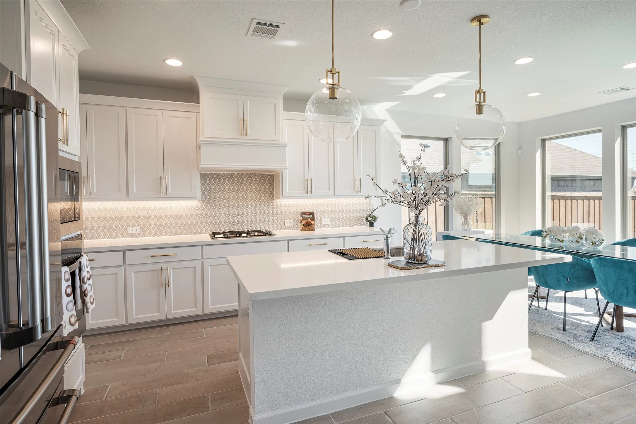Single Family Residence For Rent in Tarrant County , 10517 Joplin Blues Lane, Fort Worth, Texas 76126, 4 Bedroom, 4 Bathroom, 2 Garage spaces, 2,603 Sqft, built in 2021, mls#21335849, Real Estate Agent in Fort Worth, Homes For Rent in Tarrant county, Homes For Rent in Fort Worth, Realtor in Fort Worth Texas, Real Estate Brokerage Independent Realty Texas, Luminita Cordes Realtor