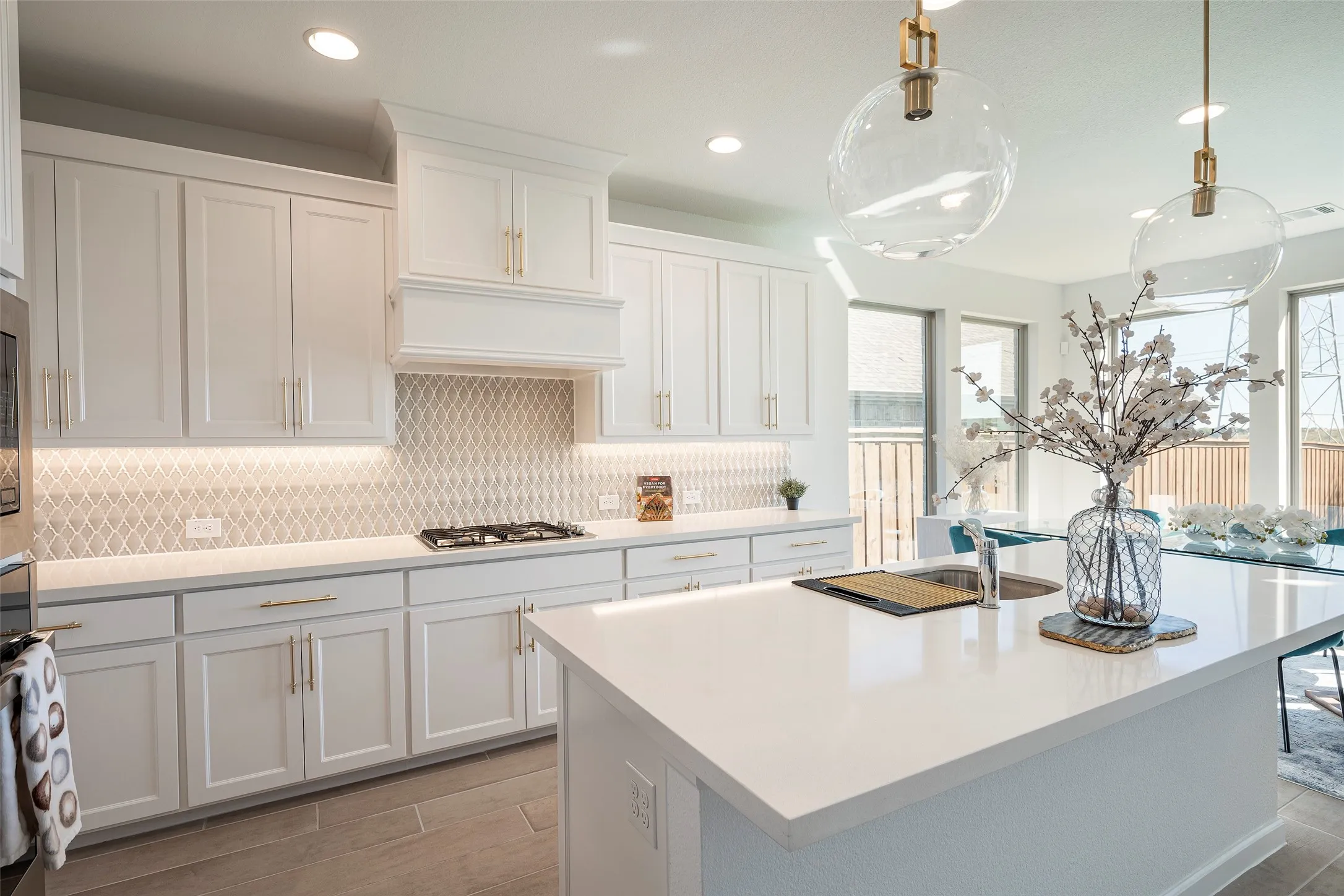 Single Family Residence For Rent in Tarrant County , 10517 Joplin Blues Lane, Fort Worth, Texas 76126, 4 Bedroom, 4 Bathroom, 2 Garage spaces, 2,603 Sqft, built in 2021, mls#21335849, Real Estate Agent in Fort Worth, Homes For Rent in Tarrant county, Homes For Rent in Fort Worth, Realtor in Fort Worth Texas, Real Estate Brokerage Independent Realty Texas, Luminita Cordes Realtor
