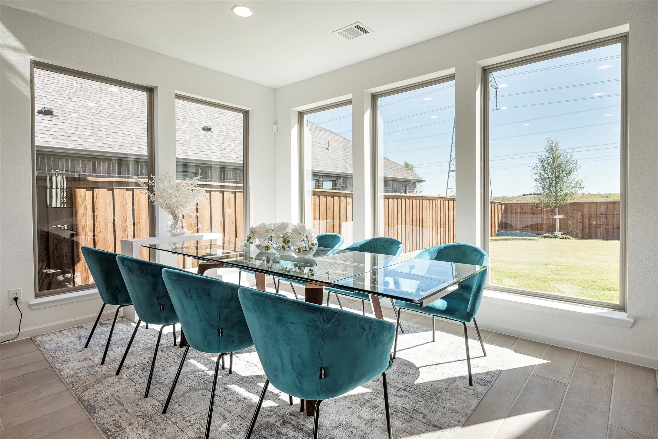 Single Family Residence For Rent in Tarrant County , 10517 Joplin Blues Lane, Fort Worth, Texas 76126, 4 Bedroom, 4 Bathroom, 2 Garage spaces, 2,603 Sqft, built in 2021, mls#21335849, Real Estate Agent in Fort Worth, Homes For Rent in Tarrant county, Homes For Rent in Fort Worth, Realtor in Fort Worth Texas, Real Estate Brokerage Independent Realty Texas, Luminita Cordes Realtor