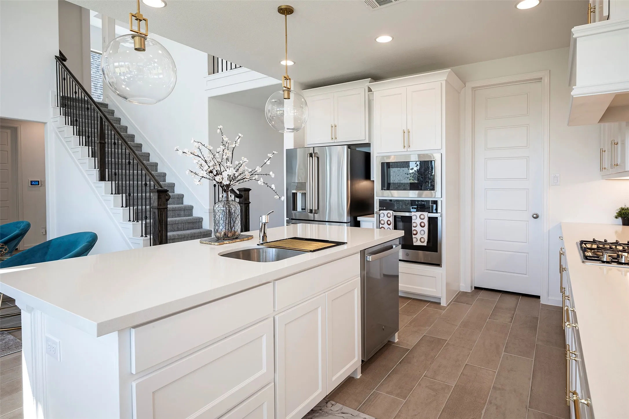 Single Family Residence For Rent in Tarrant County , 10517 Joplin Blues Lane, Fort Worth, Texas 76126, 4 Bedroom, 4 Bathroom, 2 Garage spaces, 2,603 Sqft, built in 2021, mls#21335849, Real Estate Agent in Fort Worth, Homes For Rent in Tarrant county, Homes For Rent in Fort Worth, Realtor in Fort Worth Texas, Real Estate Brokerage Independent Realty Texas, Luminita Cordes Realtor