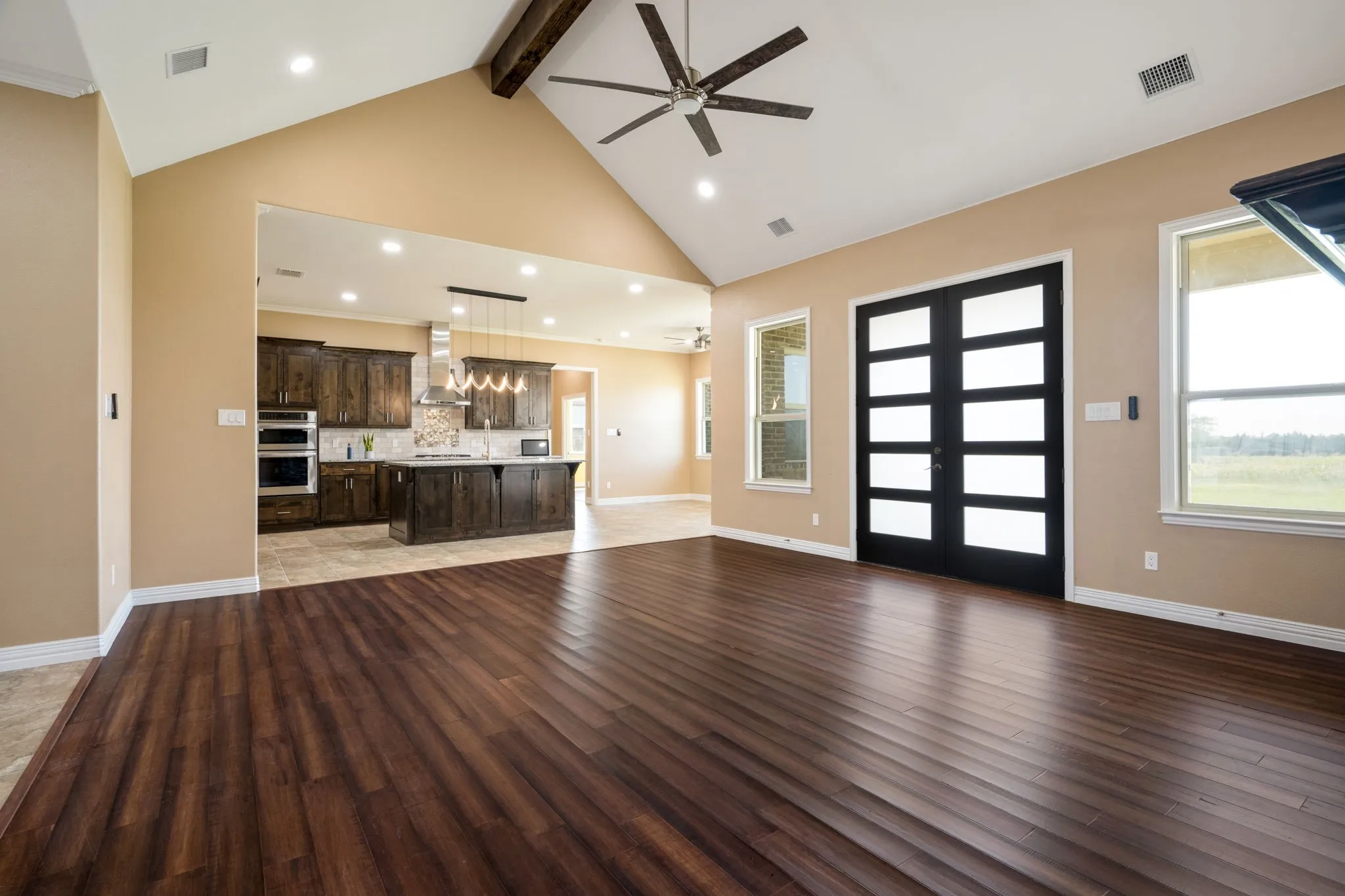 Single Family Residence For Sale in Ellis County , 350 Farrar Road, Waxahachie, Texas 75165, 5 Bedroom, 5 Bathroom, 3 Garage spaces, 4,515 Sqft, built in 2022, Price $670,000, mls#21339116, Real Estate Agent in Waxahachie, Homes For Sale in Ellis county, Homes For Sale in Waxahachie, Realtor in Waxahachie Texas, Real Estate Brokerage Independent Realty Texas, Luminita Cordes Realtor