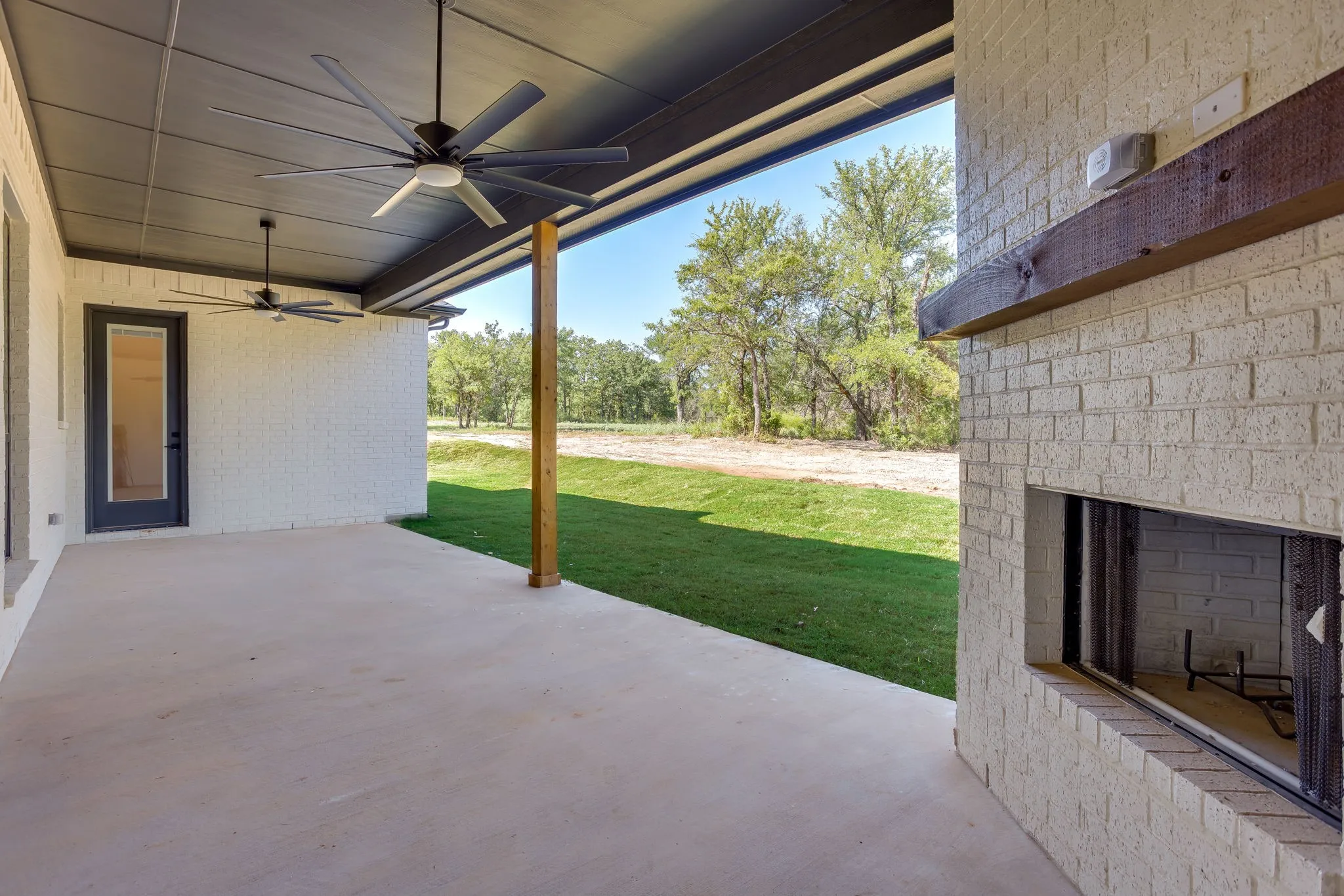Single Family Residence For Sale in Parker County , 173 Oak Grove Way, Springtown, Texas 76082, 3 Bedroom, 3 Bathroom, 3 Garage spaces, 2,436 Sqft, built in 2026, mls#21339905, Real Estate Agent in Springtown, Homes For Sale in Parker county, Homes For Sale in Springtown, Realtor in Springtown Texas, Real Estate Brokerage Independent Realty Texas, Luminita Cordes Realtor