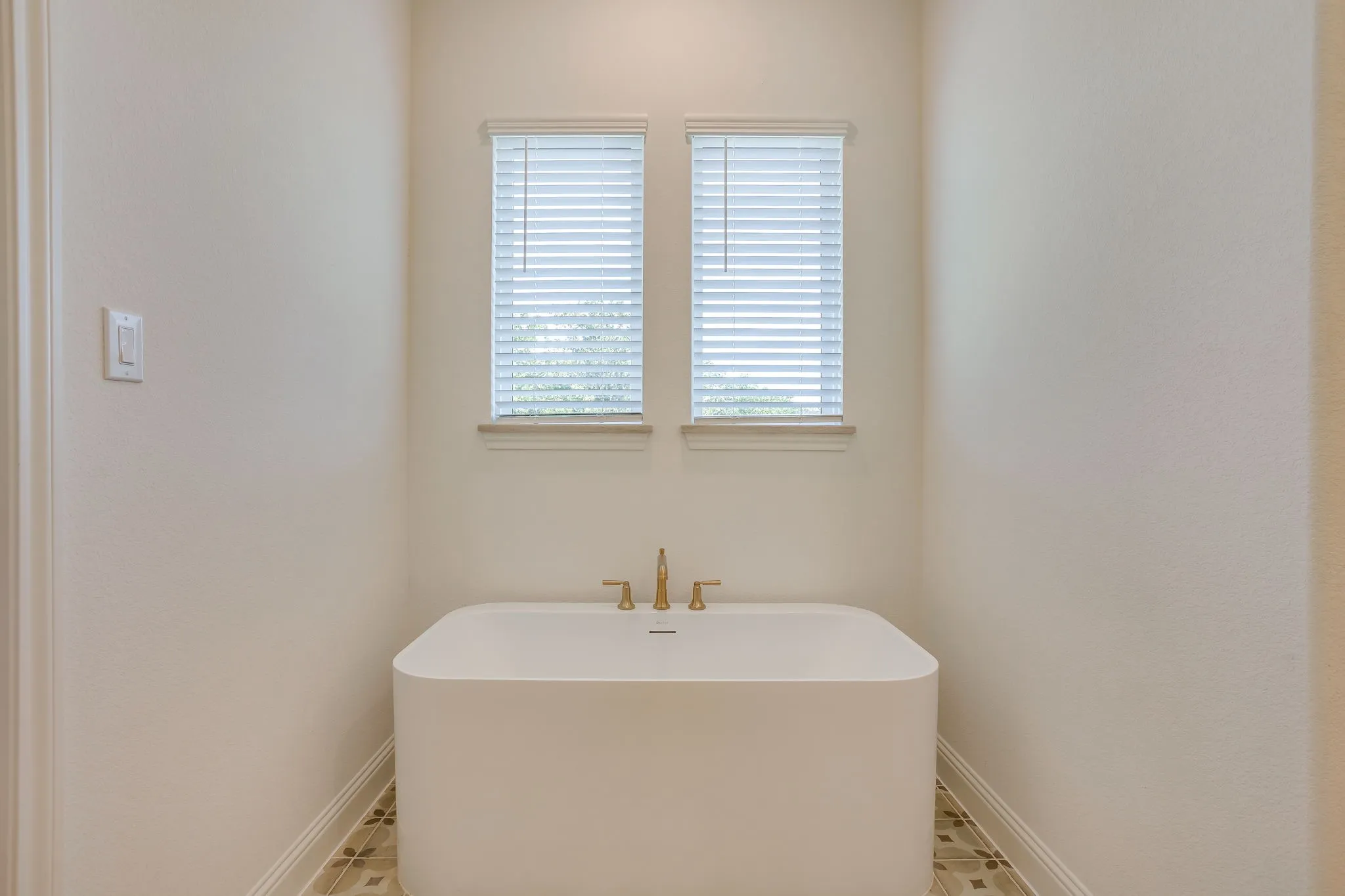 Single Family Residence For Sale in Parker County , 173 Oak Grove Way, Springtown, Texas 76082, 3 Bedroom, 3 Bathroom, 3 Garage spaces, 2,436 Sqft, built in 2026, mls#21339905, Real Estate Agent in Springtown, Homes For Sale in Parker county, Homes For Sale in Springtown, Realtor in Springtown Texas, Real Estate Brokerage Independent Realty Texas, Luminita Cordes Realtor
