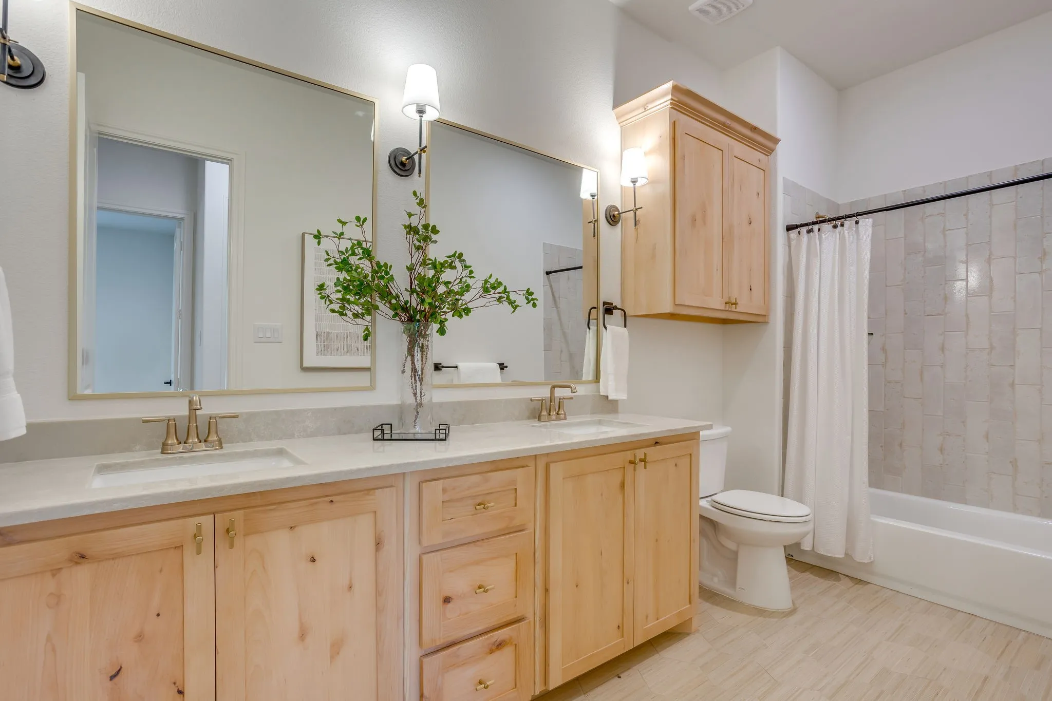 Single Family Residence For Sale in Parker County , 173 Oak Grove Way, Springtown, Texas 76082, 3 Bedroom, 3 Bathroom, 3 Garage spaces, 2,436 Sqft, built in 2026, mls#21339905, Real Estate Agent in Springtown, Homes For Sale in Parker county, Homes For Sale in Springtown, Realtor in Springtown Texas, Real Estate Brokerage Independent Realty Texas, Luminita Cordes Realtor