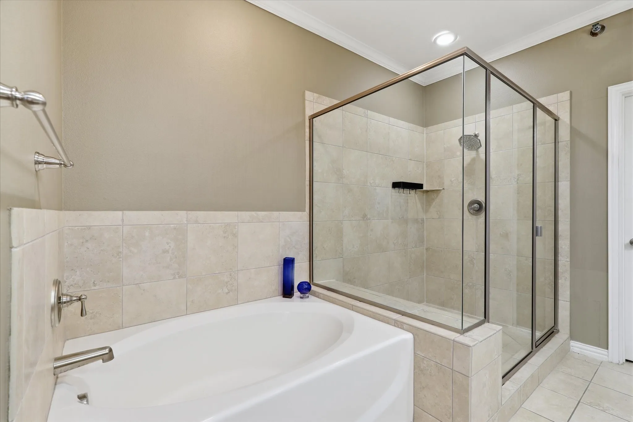 Condominium For Sale in Dallas County , 3111 Cedarplaza Lane 103, Dallas, Texas 75235, 2 Bedrooms, 3 Bathrooms, 2 Garage spaces, 1,771 Sqft, built in 2006, Price $469,450, mls#21338123, Real Estate Agent in Dallas, Homes For Sale in Dallas county, Homes For Sale in Dallas, Realtor in Dallas Texas, Real Estate Brokerage Independent Realty Texas, Luminita Cordes Realtor