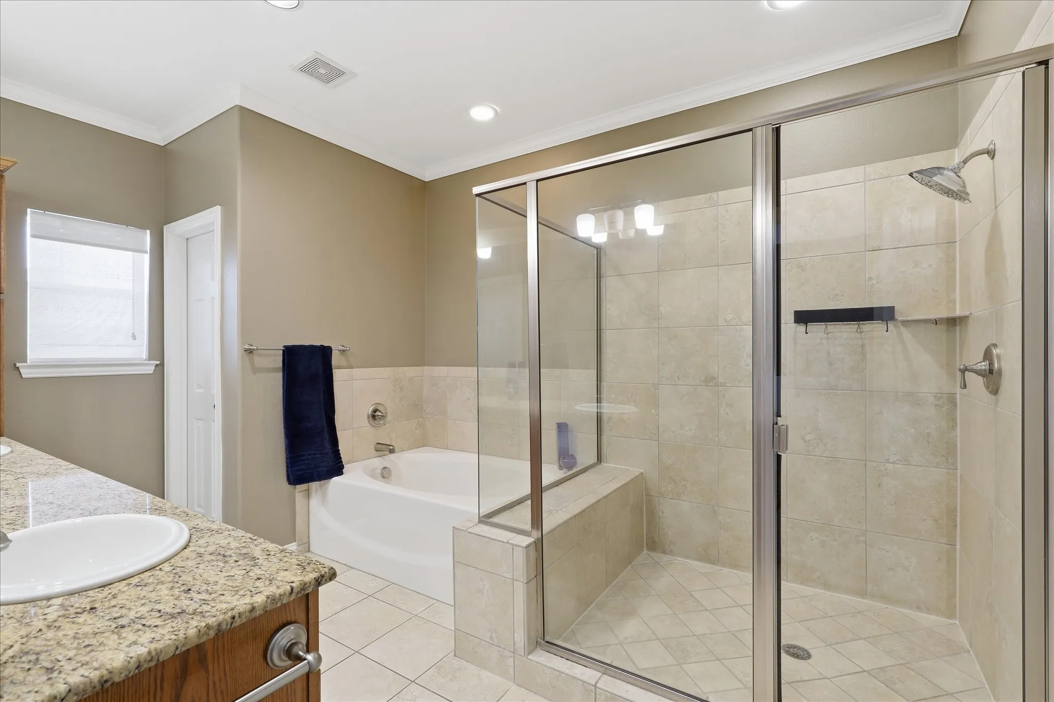 Condominium For Sale in Dallas County , 3111 Cedarplaza Lane 103, Dallas, Texas 75235, 2 Bedrooms, 3 Bathrooms, 2 Garage spaces, 1,771 Sqft, built in 2006, Price $469,450, mls#21338123, Real Estate Agent in Dallas, Homes For Sale in Dallas county, Homes For Sale in Dallas, Realtor in Dallas Texas, Real Estate Brokerage Independent Realty Texas, Luminita Cordes Realtor