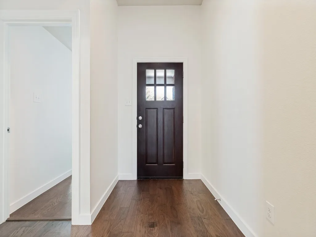 Single Family Residence For Sale in Denton County , 1716 Alton Way, Aubrey, Texas 76227, 4 Bedroom, 3 Bathroom, 2 Garage spaces, 2,215 Sqft, built in 2017, mls#21315881, Real Estate Agent in Aubrey, Homes For Sale in Denton county, Homes For Sale in Aubrey, Realtor in Aubrey Texas, Real Estate Brokerage Independent Realty Texas, Luminita Cordes Realtor