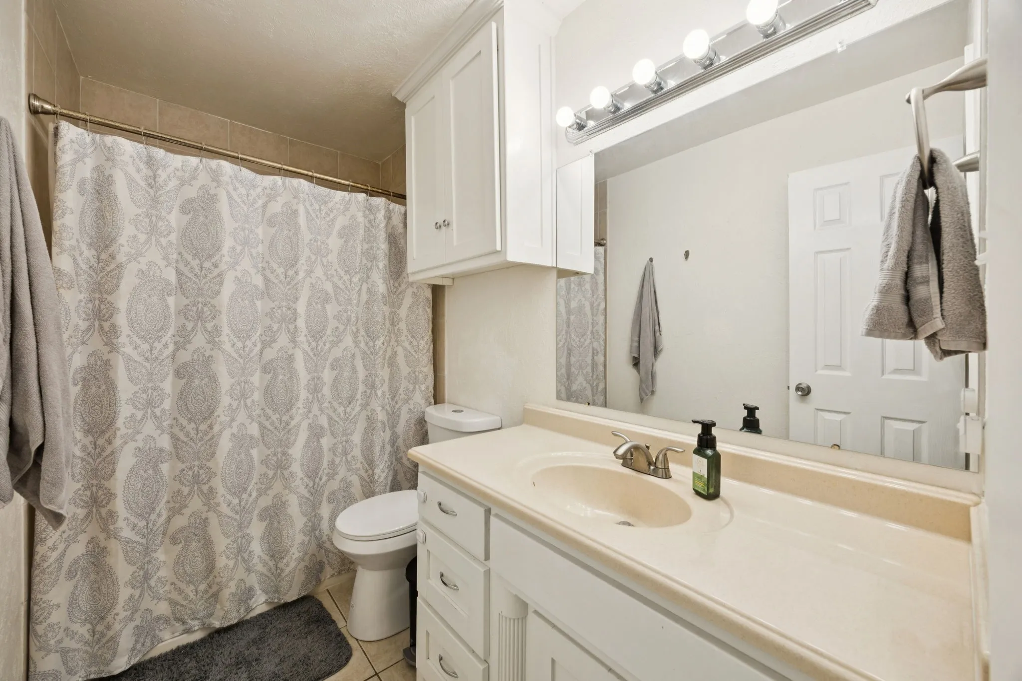 Single Family Residence For Sale in Tarrant County , 501 Odie Drive, White Settlement, Texas 76108, 3 Bedroom, 2 Bathroom, 2 Garage spaces, 1,544 Sqft, built in 1956, mls#21340393, Real Estate Agent in White Settlement, Homes For Sale in Tarrant county, Homes For Sale in White Settlement, Realtor in White Settlement Texas, Real Estate Brokerage Independent Realty Texas, Luminita Cordes Realtor