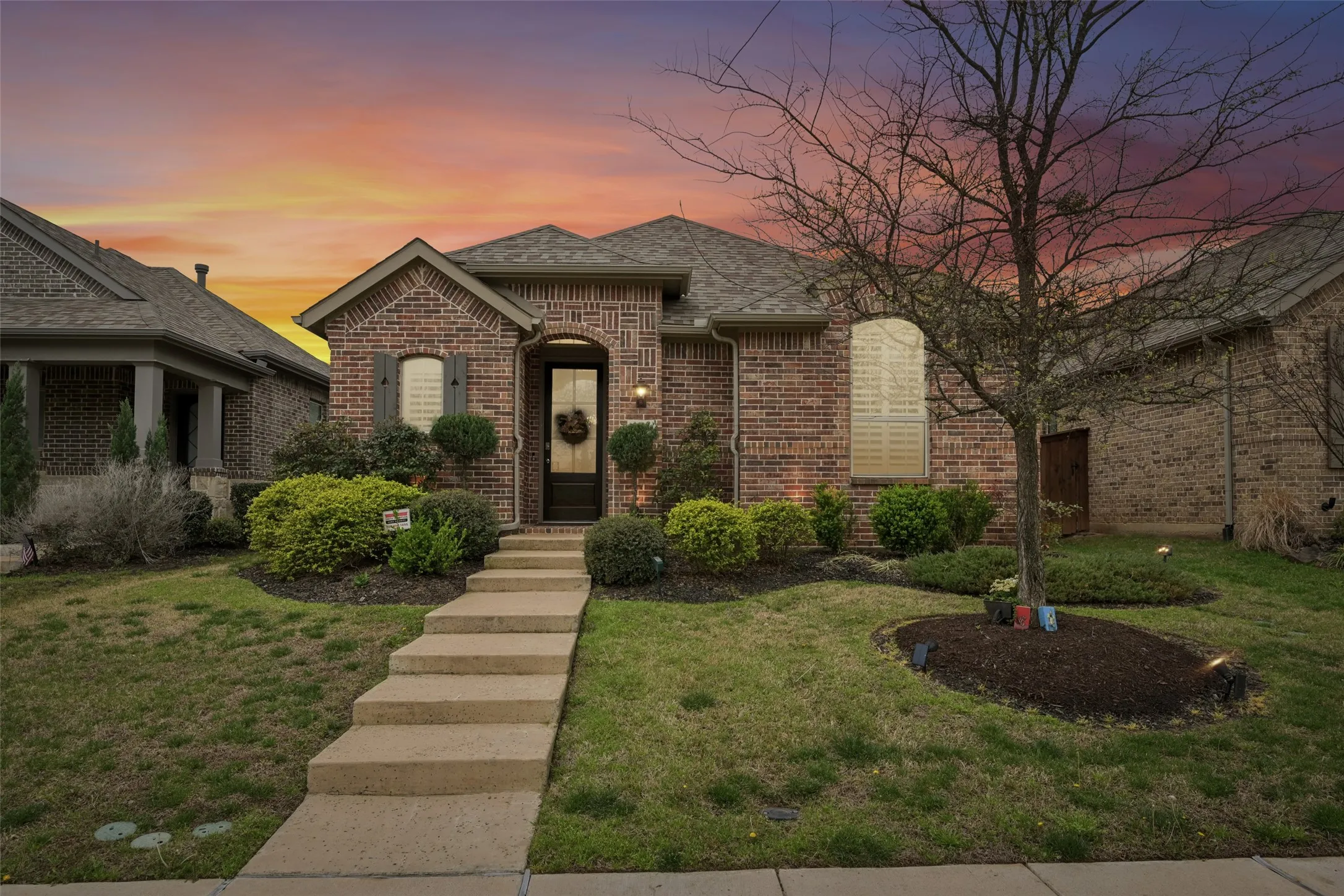 Single Family Residence For Sale in Collin County , 436 Gibbons Creek Trail, Mc Kinney, Texas 75071, 3 Bedroom, 2 Bathroom, 2 Garage spaces, 1,830 Sqft, built in 2019, mls#21340390, Real Estate Agent in Mc Kinney, Homes For Sale in Collin county, Homes For Sale in Mc Kinney, Realtor in Mc Kinney Texas, Real Estate Brokerage Independent Realty Texas, Luminita Cordes Realtor