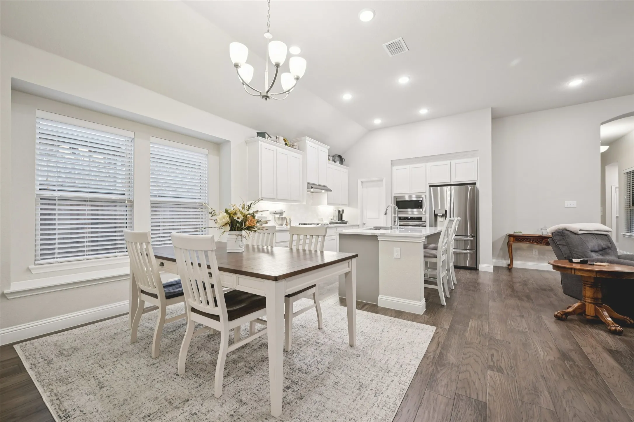 Single Family Residence For Sale in Collin County , 436 Gibbons Creek Trail, Mc Kinney, Texas 75071, 3 Bedroom, 2 Bathroom, 2 Garage spaces, 1,830 Sqft, built in 2019, mls#21340390, Real Estate Agent in Mc Kinney, Homes For Sale in Collin county, Homes For Sale in Mc Kinney, Realtor in Mc Kinney Texas, Real Estate Brokerage Independent Realty Texas, Luminita Cordes Realtor