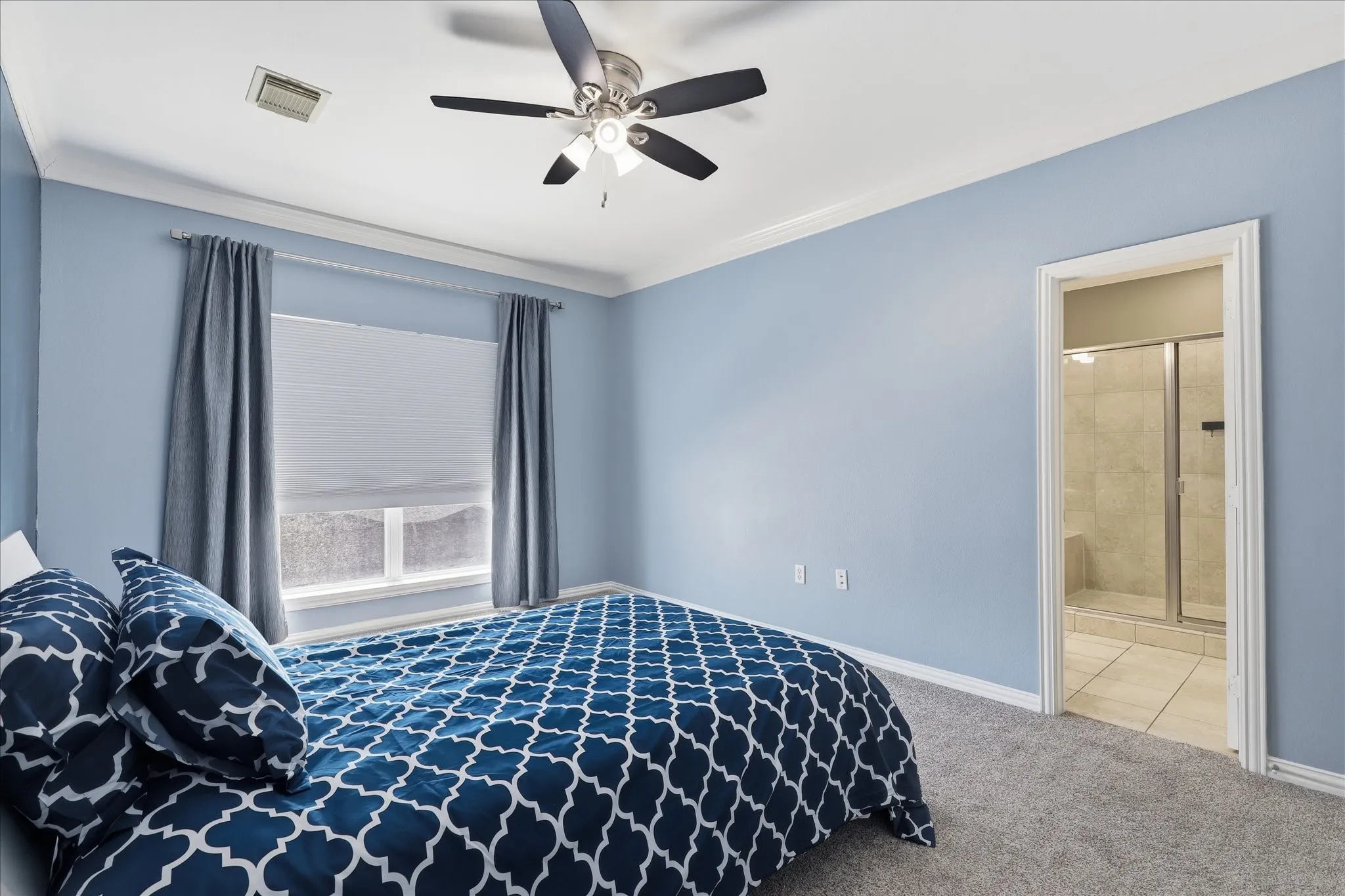 Condominium For Rent in Dallas County , 3111 Cedarplaza Lane 103, Dallas, Texas 75235, 2 Bedrooms, 3 Bathrooms, 2 Garage spaces, 1,771 Sqft, built in 2006, Price $2,699, mls#21340395, Real Estate Agent in Dallas, Homes For Rent in Dallas county, Homes For Rent in Dallas, Realtor in Dallas Texas, Real Estate Brokerage Independent Realty Texas, Luminita Cordes Realtor