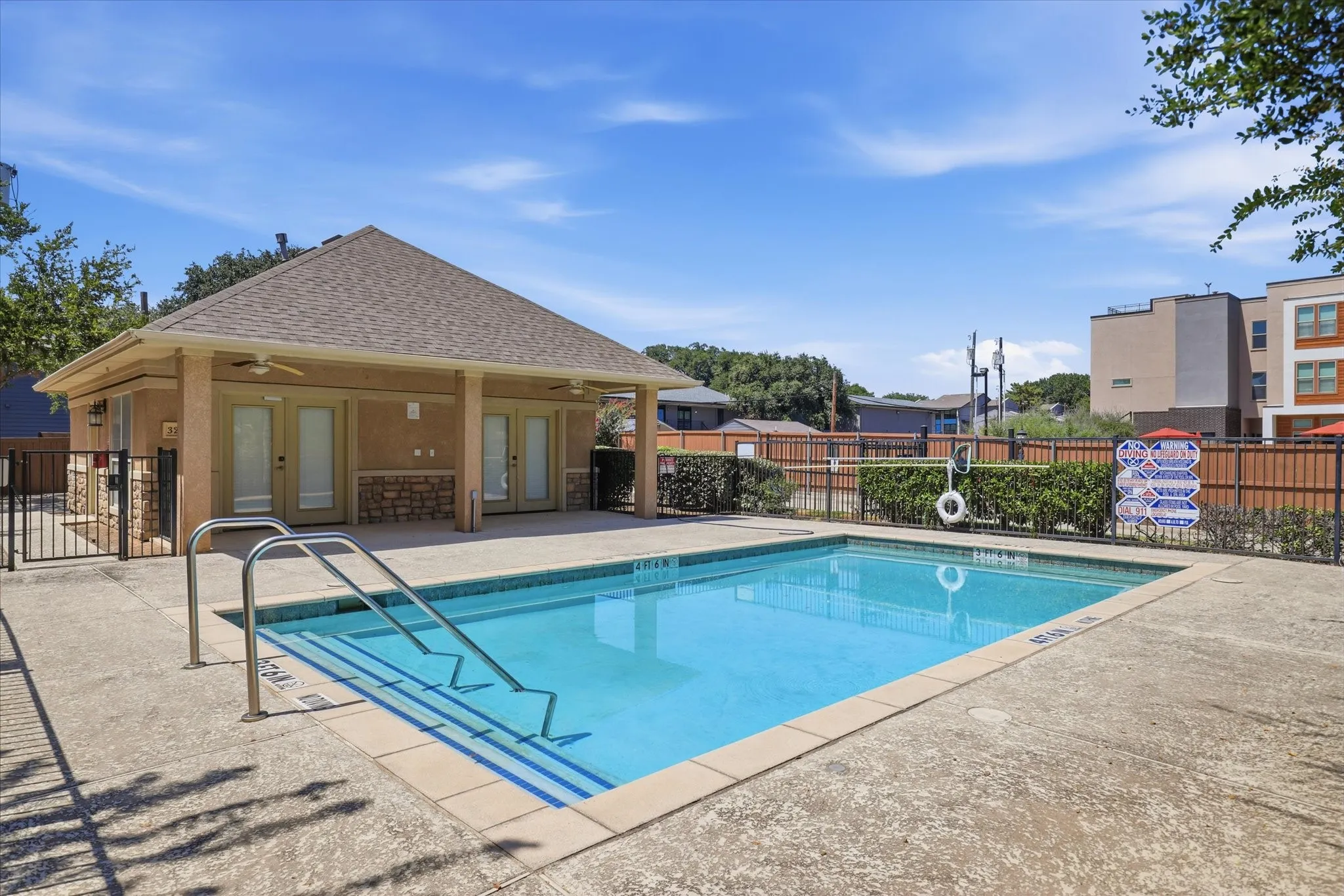 Condominium For Rent in Dallas County , 3111 Cedarplaza Lane 103, Dallas, Texas 75235, 2 Bedrooms, 3 Bathrooms, 2 Garage spaces, 1,771 Sqft, built in 2006, Price $2,699, mls#21340395, Real Estate Agent in Dallas, Homes For Rent in Dallas county, Homes For Rent in Dallas, Realtor in Dallas Texas, Real Estate Brokerage Independent Realty Texas, Luminita Cordes Realtor