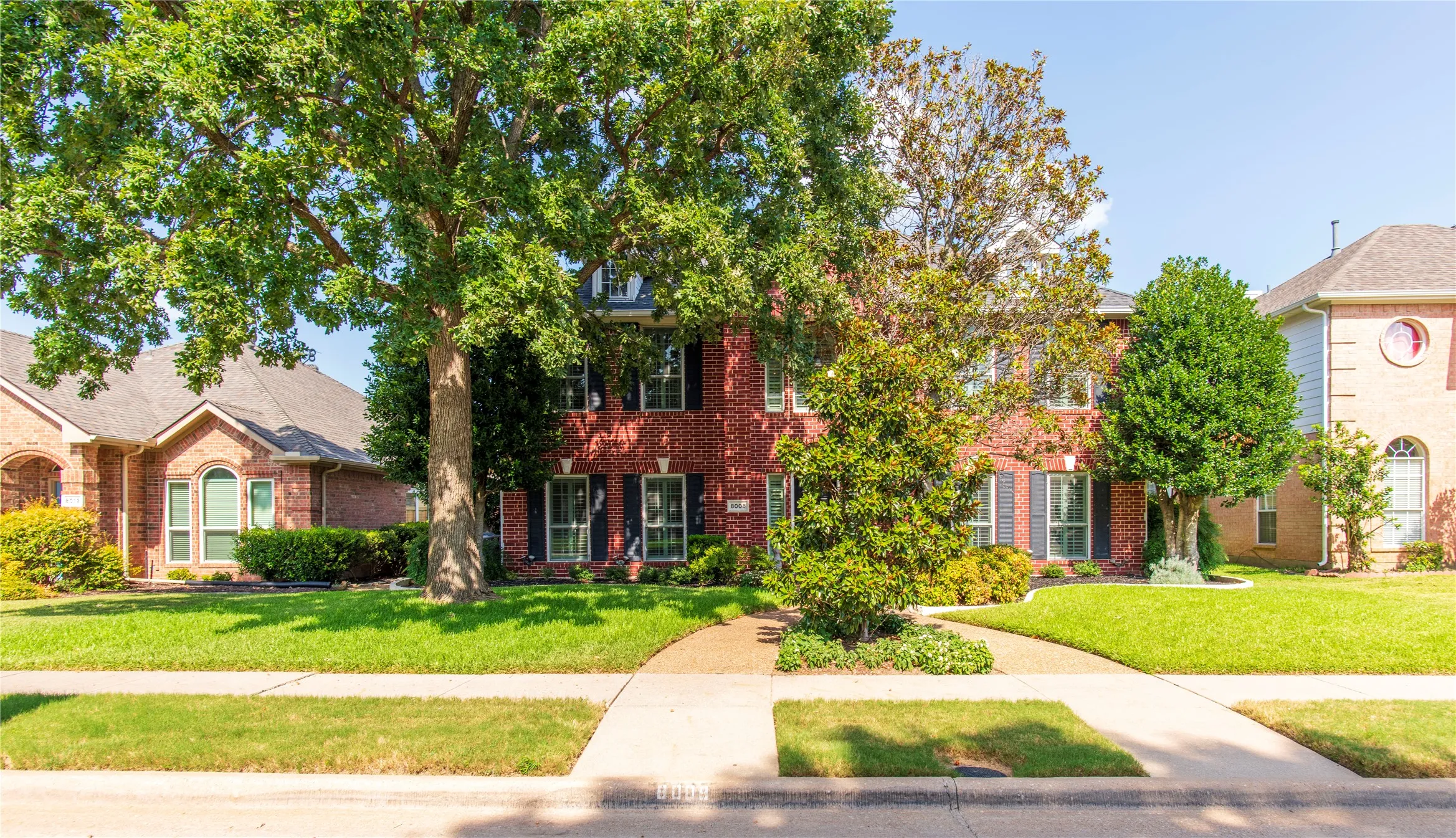 Single Family Residence For Sale in Collin County , 8008 Case Drive, Plano, Texas 75025, 4 Bedroom, 3 Bathroom, 2 Garage spaces, 2,928 Sqft, built in 1994, mls#21328375, Real Estate Agent in Plano, Homes For Sale in Collin county, Homes For Sale in Plano, Realtor in Plano Texas, Real Estate Brokerage Independent Realty Texas, Luminita Cordes Realtor
