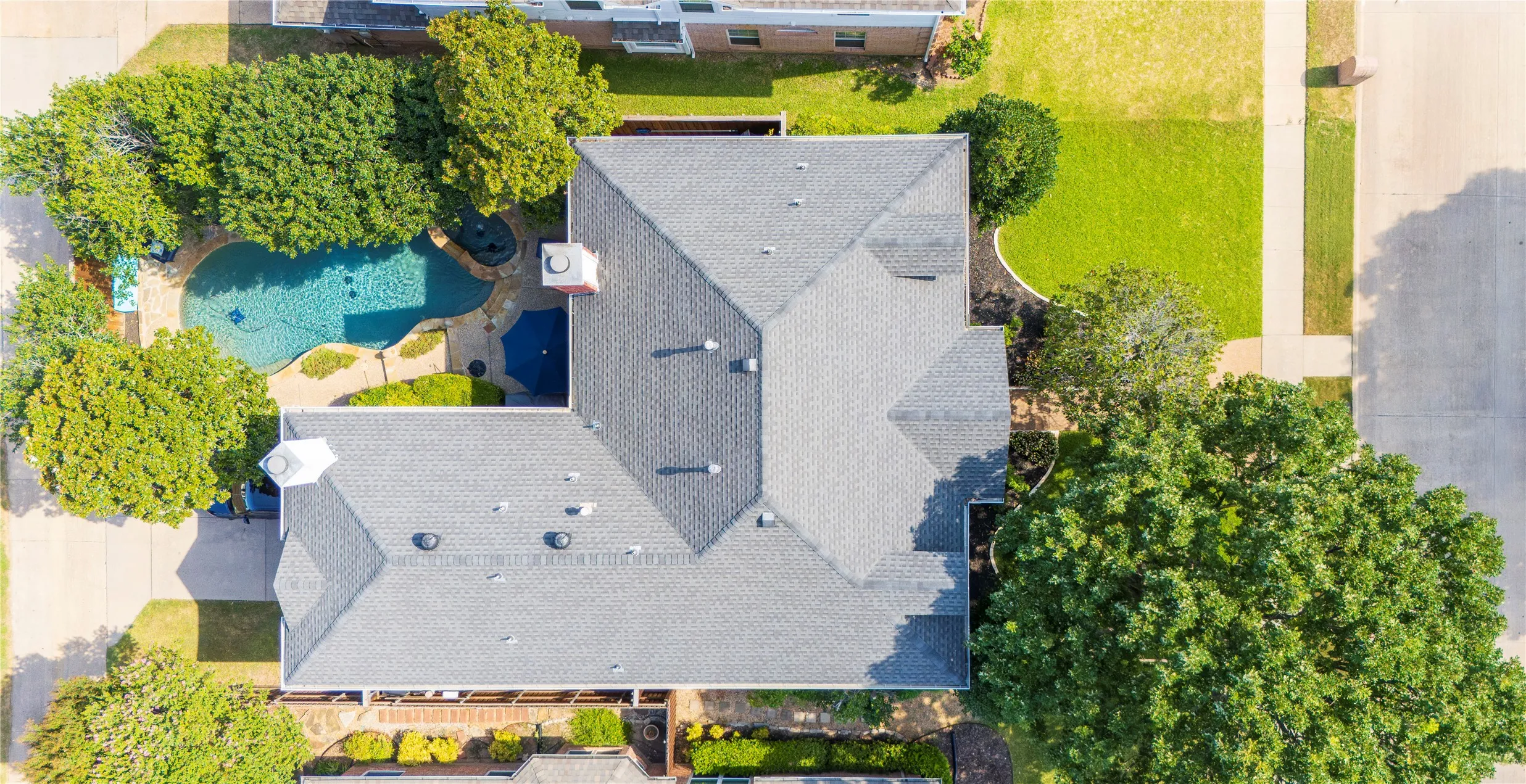 Single Family Residence For Sale in Collin County , 8008 Case Drive, Plano, Texas 75025, 4 Bedroom, 3 Bathroom, 2 Garage spaces, 2,928 Sqft, built in 1994, mls#21328375, Real Estate Agent in Plano, Homes For Sale in Collin county, Homes For Sale in Plano, Realtor in Plano Texas, Real Estate Brokerage Independent Realty Texas, Luminita Cordes Realtor