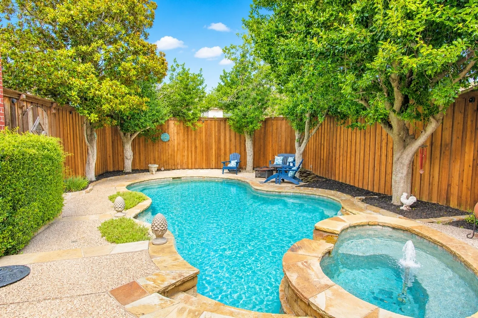 spakling pool and spa
