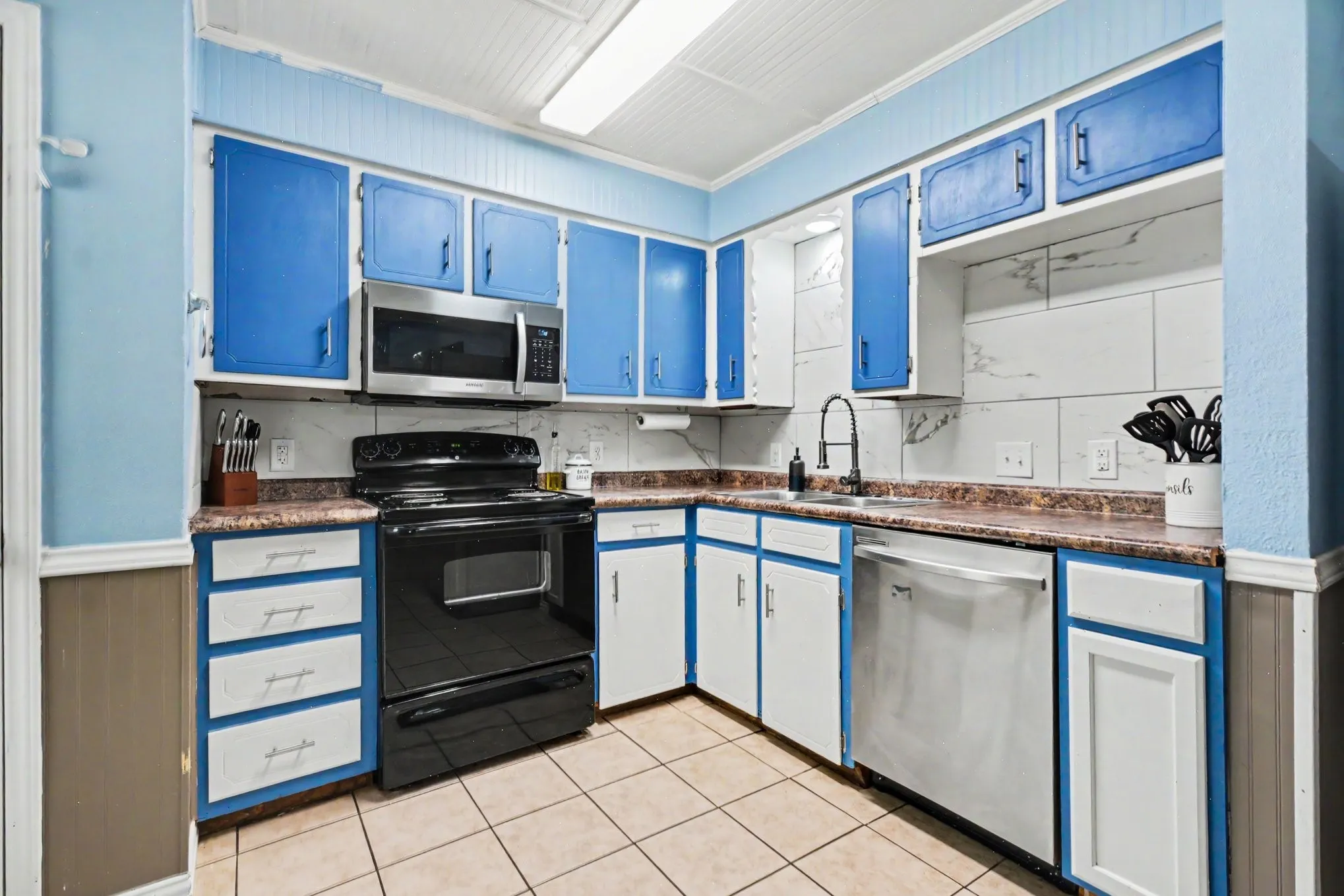 Single Family Residence For Sale in Collin County , 1101 Mckinney Avenue, Princeton, Texas 75407, 3 Bedroom, 2 Bathroom, Garage spaces, 1,273 Sqft, built in 1968, mls#21340398, Real Estate Agent in Princeton, Homes For Sale in Collin county, Homes For Sale in Princeton, Realtor in Princeton Texas, Real Estate Brokerage Independent Realty Texas, Luminita Cordes Realtor