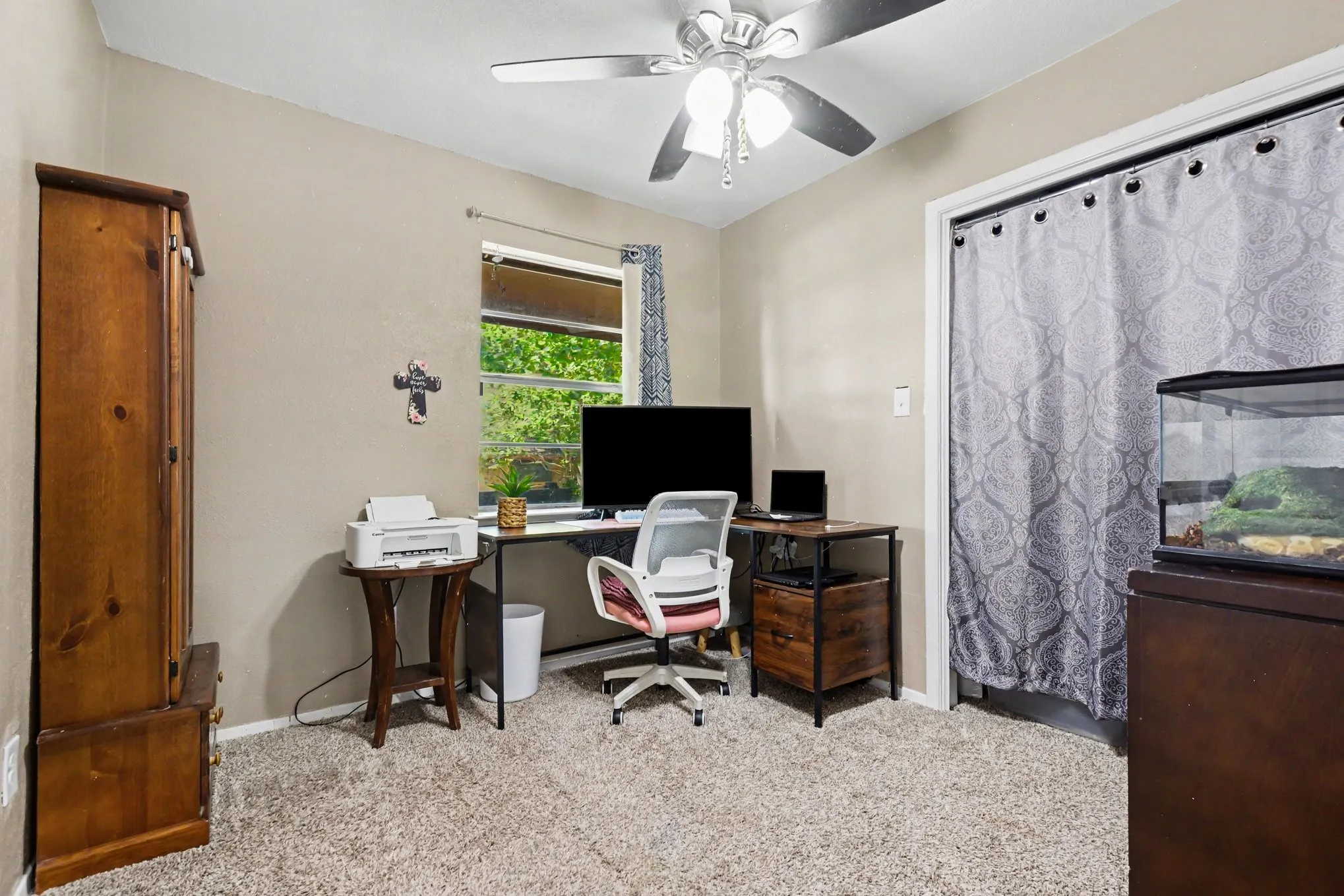 Single Family Residence For Sale in Collin County , 1101 Mckinney Avenue, Princeton, Texas 75407, 3 Bedroom, 2 Bathroom, Garage spaces, 1,273 Sqft, built in 1968, mls#21340398, Real Estate Agent in Princeton, Homes For Sale in Collin county, Homes For Sale in Princeton, Realtor in Princeton Texas, Real Estate Brokerage Independent Realty Texas, Luminita Cordes Realtor