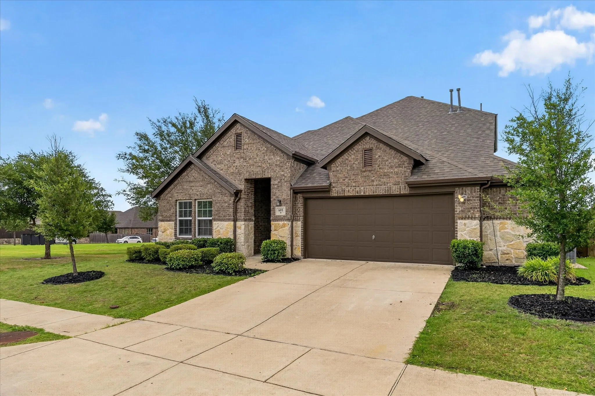 Single Family Residence For Sale in Rockwall County , 601 England Street, Fate, Texas 75189, 4 Bedroom, 4 Bathroom, 2 Garage spaces, 2,622 Sqft, built in 2016, mls#21317076, Real Estate Agent in Fate, Homes For Sale in Rockwall county, Homes For Sale in Fate, Realtor in Fate Texas, Real Estate Brokerage Independent Realty Texas, Luminita Cordes Realtor