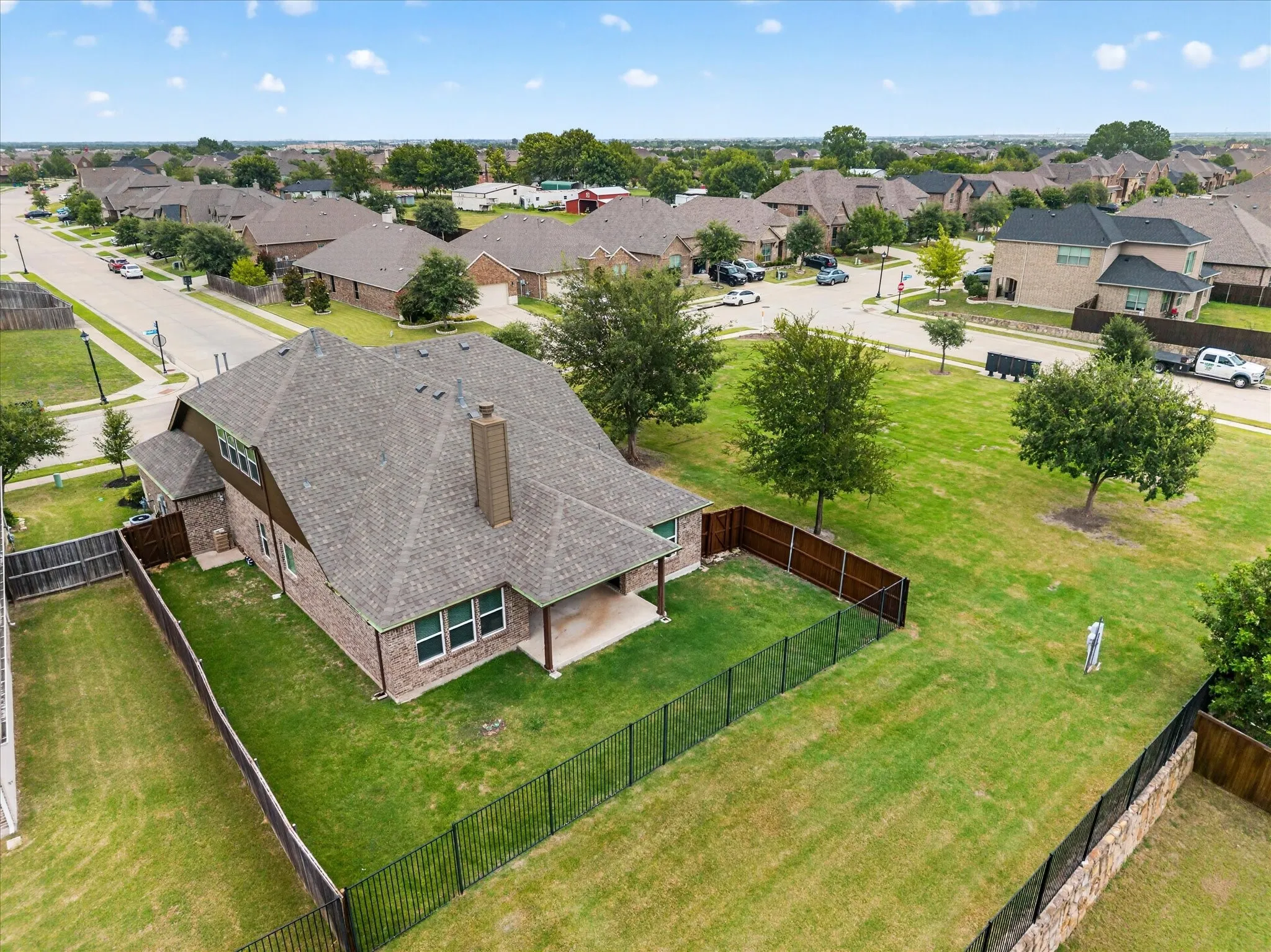 Single Family Residence For Sale in Rockwall County , 601 England Street, Fate, Texas 75189, 4 Bedroom, 4 Bathroom, 2 Garage spaces, 2,622 Sqft, built in 2016, mls#21317076, Real Estate Agent in Fate, Homes For Sale in Rockwall county, Homes For Sale in Fate, Realtor in Fate Texas, Real Estate Brokerage Independent Realty Texas, Luminita Cordes Realtor