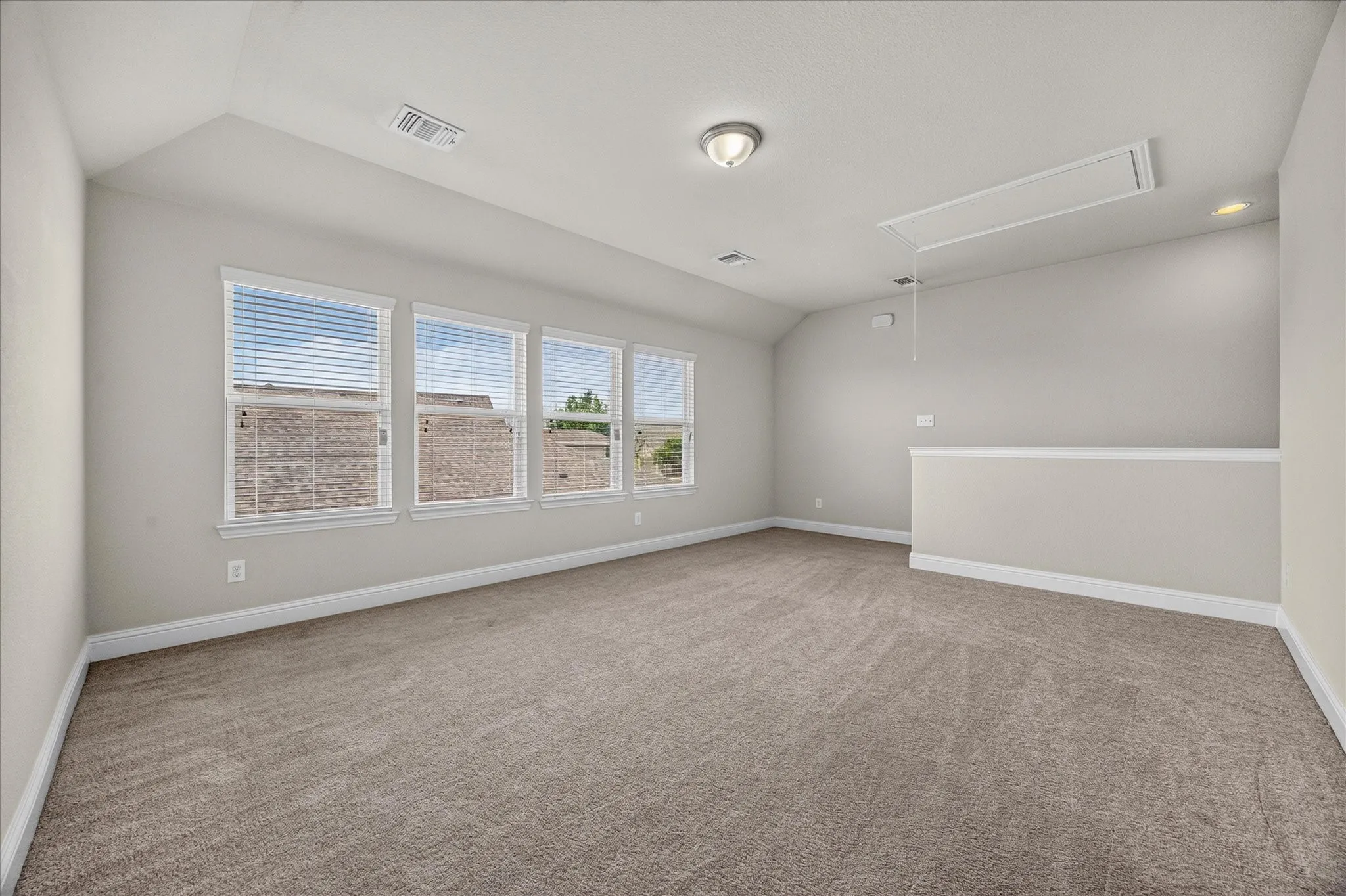 Single Family Residence For Sale in Rockwall County , 601 England Street, Fate, Texas 75189, 4 Bedroom, 4 Bathroom, 2 Garage spaces, 2,622 Sqft, built in 2016, mls#21317076, Real Estate Agent in Fate, Homes For Sale in Rockwall county, Homes For Sale in Fate, Realtor in Fate Texas, Real Estate Brokerage Independent Realty Texas, Luminita Cordes Realtor