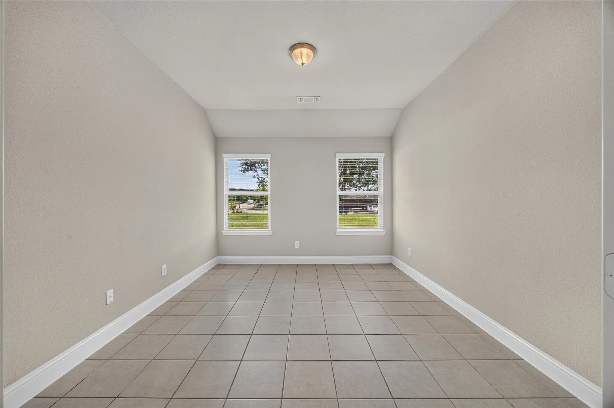 Single Family Residence For Sale in Rockwall County , 601 England Street, Fate, Texas 75189, 4 Bedroom, 4 Bathroom, 2 Garage spaces, 2,622 Sqft, built in 2016, mls#21317076, Real Estate Agent in Fate, Homes For Sale in Rockwall county, Homes For Sale in Fate, Realtor in Fate Texas, Real Estate Brokerage Independent Realty Texas, Luminita Cordes Realtor