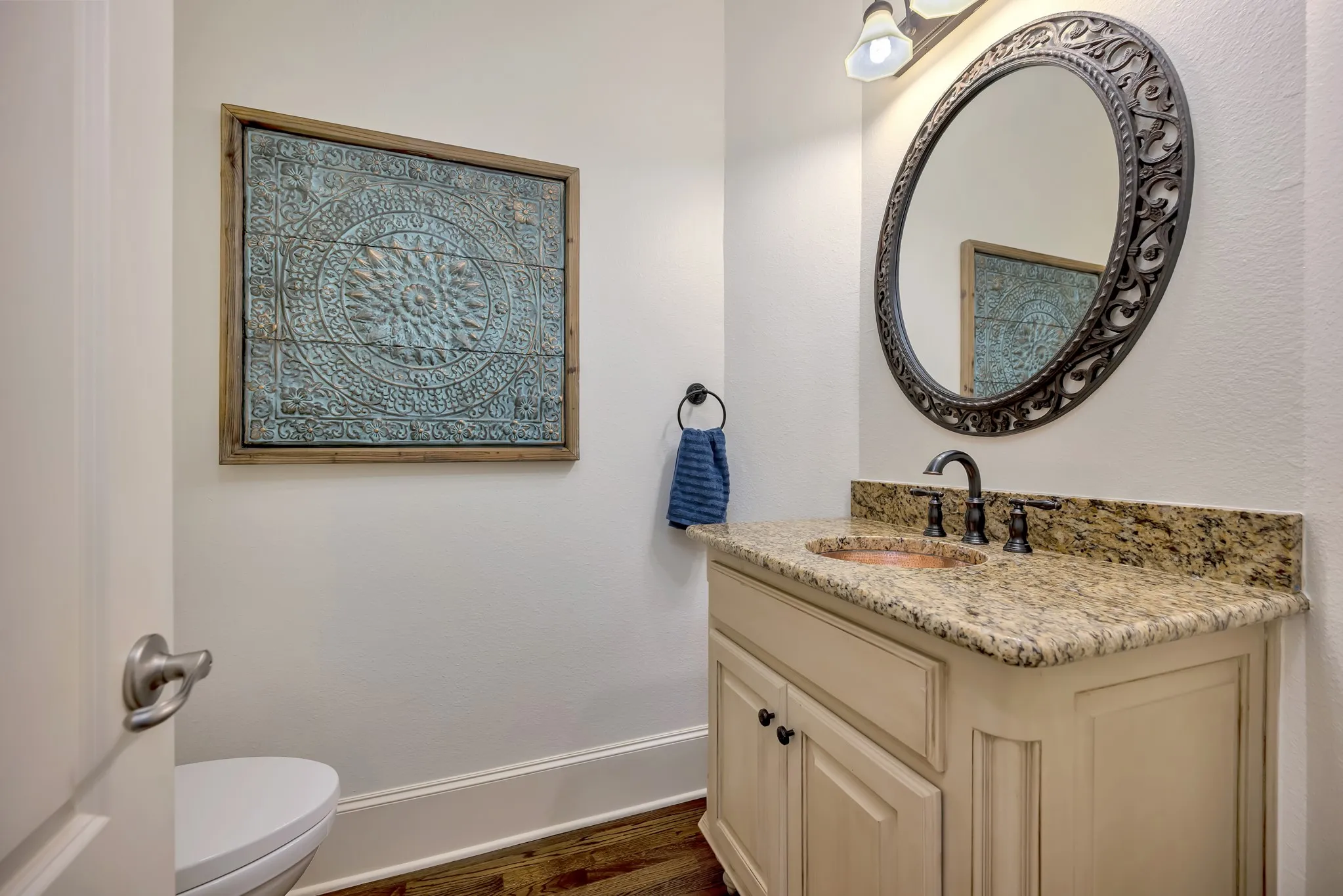 Single Family Residence For Sale in Tarrant County , 221 Versailles Lane, Keller, Texas 76248, 3 Bedroom, 3 Bathroom, 2 Garage spaces, 2,757 Sqft, built in 2002, mls#21338957, Real Estate Agent in Keller, Homes For Sale in Tarrant county, Homes For Sale in Keller, Realtor in Keller Texas, Real Estate Brokerage Independent Realty Texas, Luminita Cordes Realtor