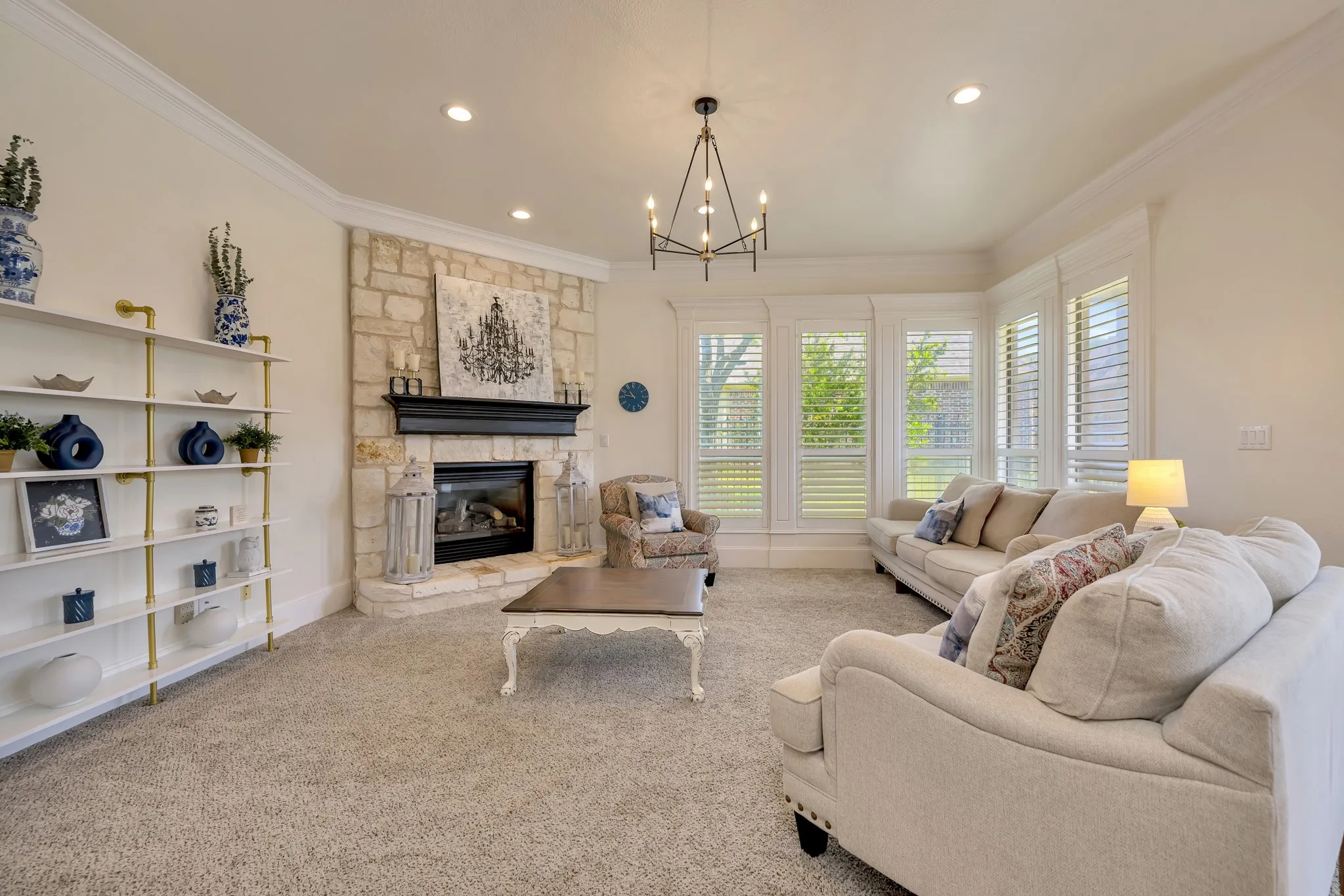 Single Family Residence For Sale in Tarrant County , 221 Versailles Lane, Keller, Texas 76248, 3 Bedroom, 3 Bathroom, 2 Garage spaces, 2,757 Sqft, built in 2002, mls#21338957, Real Estate Agent in Keller, Homes For Sale in Tarrant county, Homes For Sale in Keller, Realtor in Keller Texas, Real Estate Brokerage Independent Realty Texas, Luminita Cordes Realtor